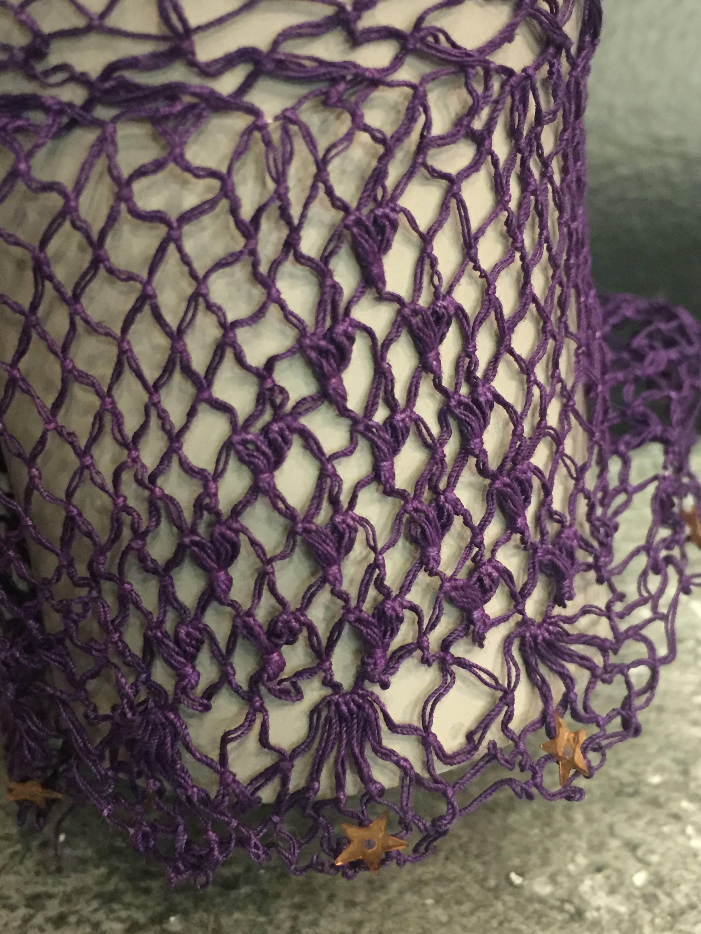 1930s Purple Cotton Crochet Gloves w Nice Details In Excellent Condition In Gresham, OR