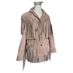 Giacca lunga in camoscio rosa pallido stile western con frange di Vakko, anni '80