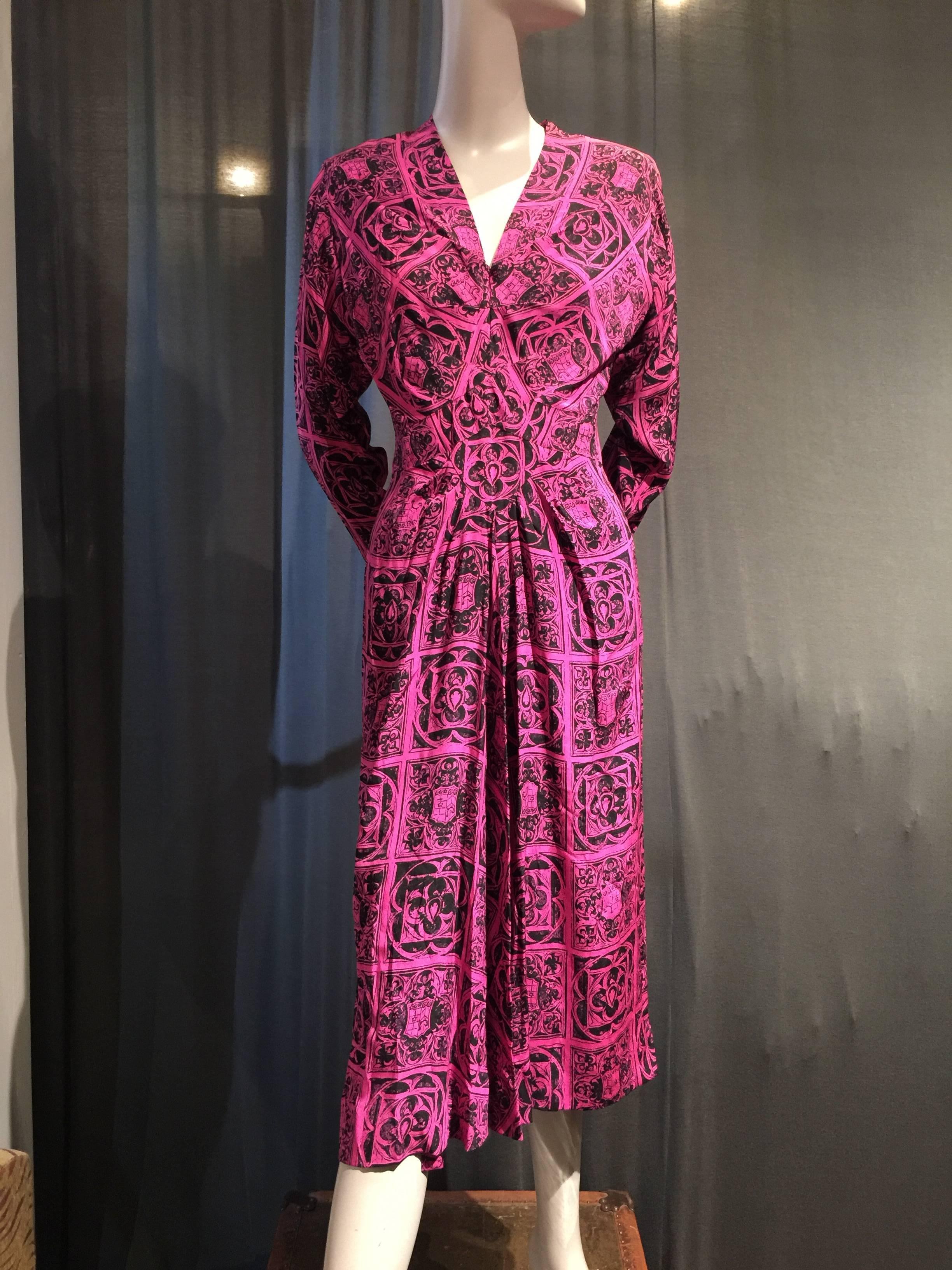 1940s Adrian Magenta and Black Print Dress w Front Slit Diamond Inset and Gather In Excellent Condition For Sale In Gresham, OR