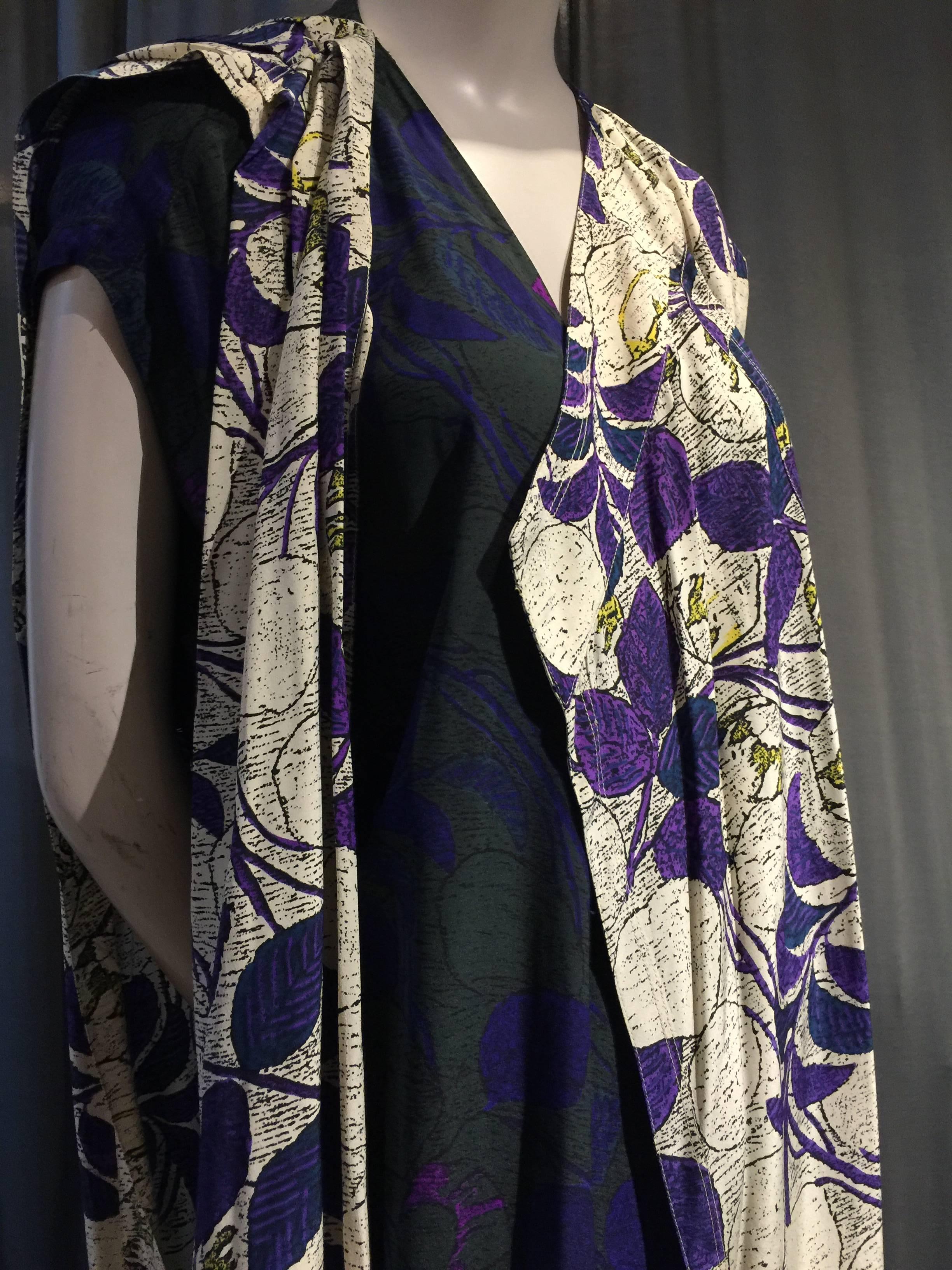 A unique 1980s Gianni Versace silk floral foulard duster with abstract print in purple, gray and white pattern mix. Layers of silk wrap around the body in a loose asymmetrical drape. 