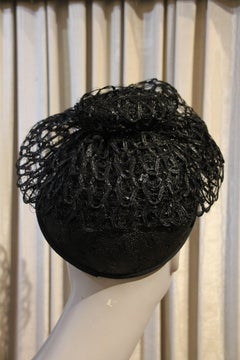 1950s Alex Callifornia Black Straw Cocktail Hat w Stiff Netting Flourish