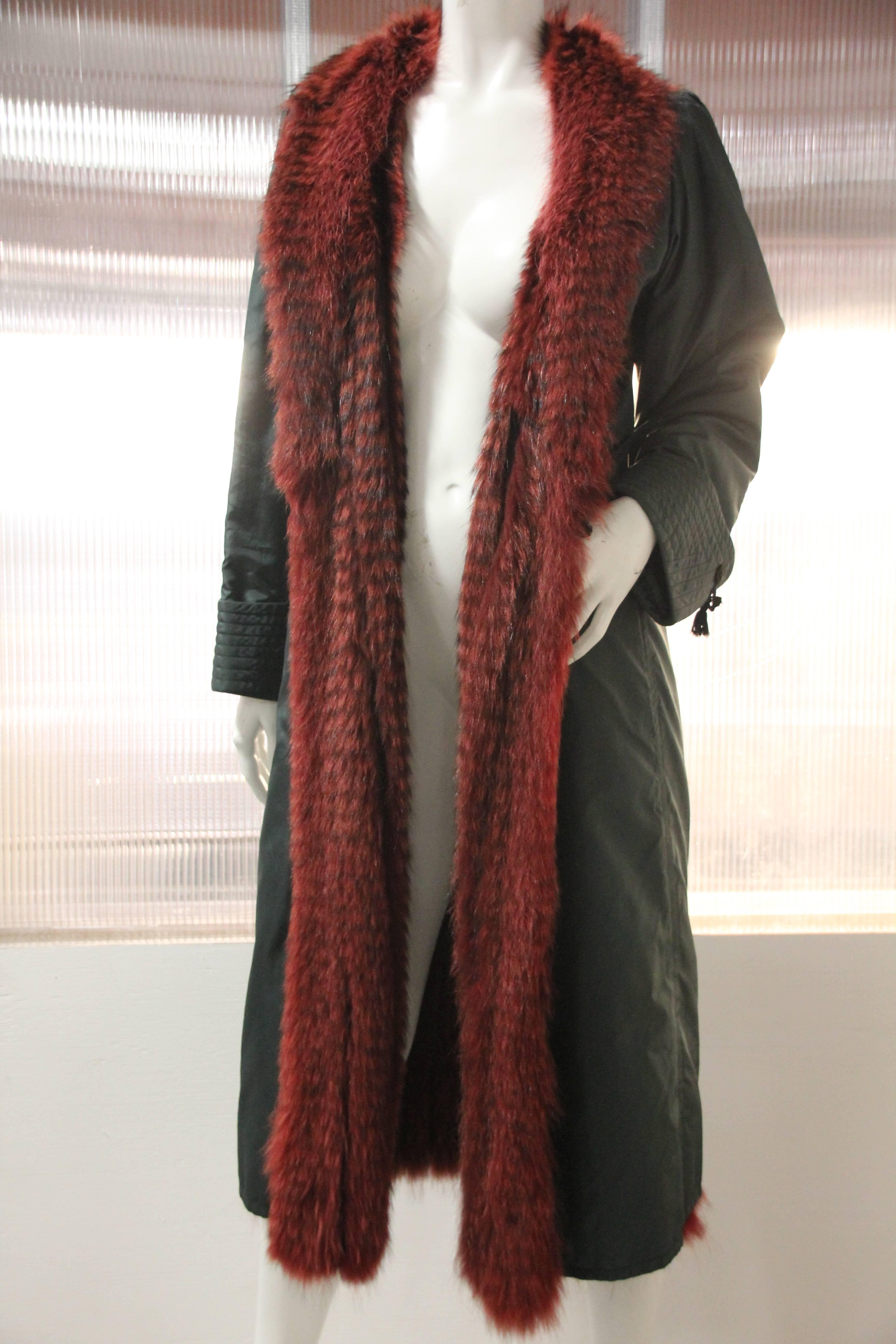 Emanuel Ungaro, cappotto in seta verde foresta con fodera in volpe rossa degli anni '70. In condizioni ottime in vendita a Gresham, OR