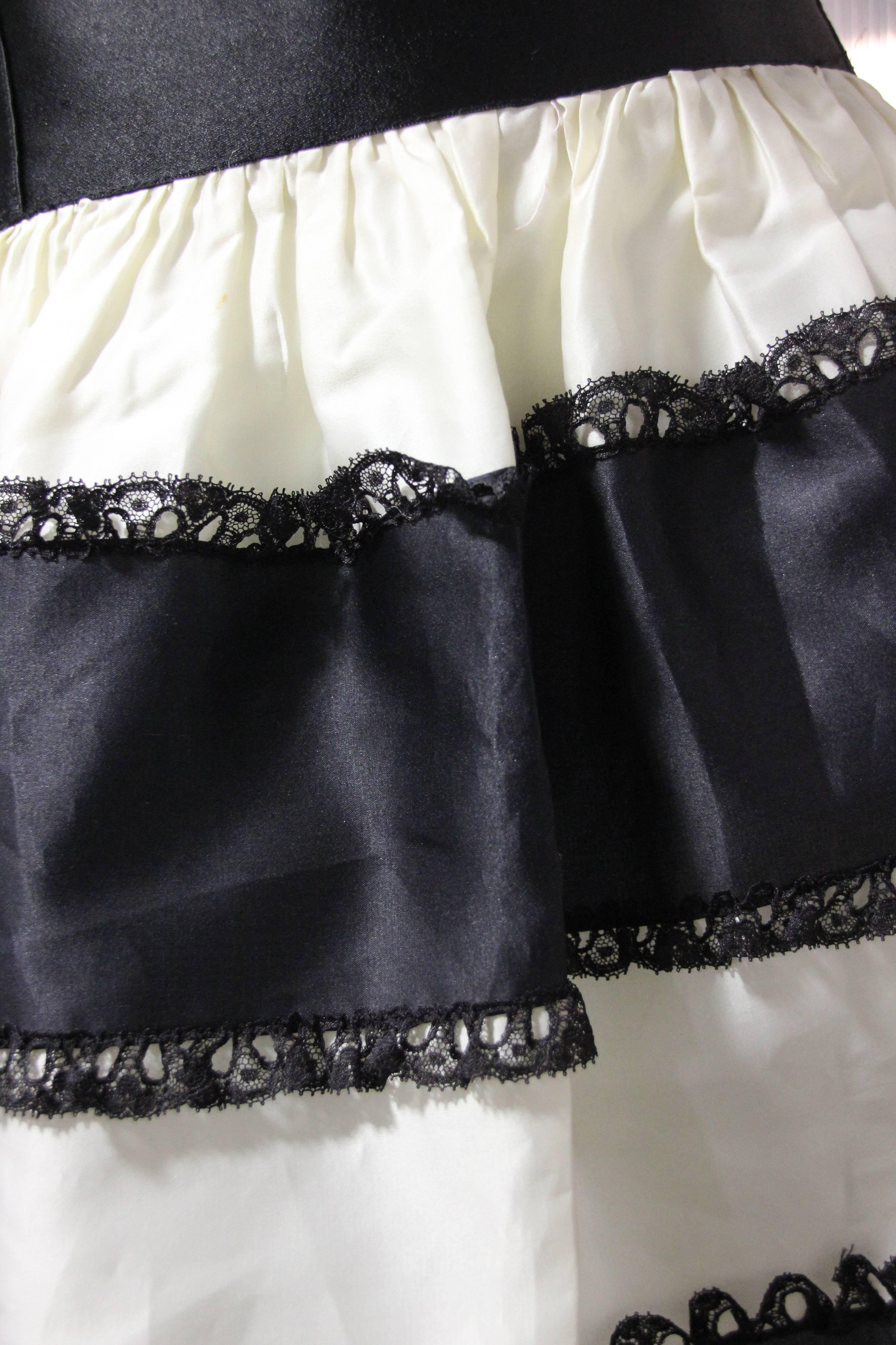 1950s French Maid Ensemble - Bra w Tiered Organza Black and White Petticoat In Excellent Condition In Gresham, OR