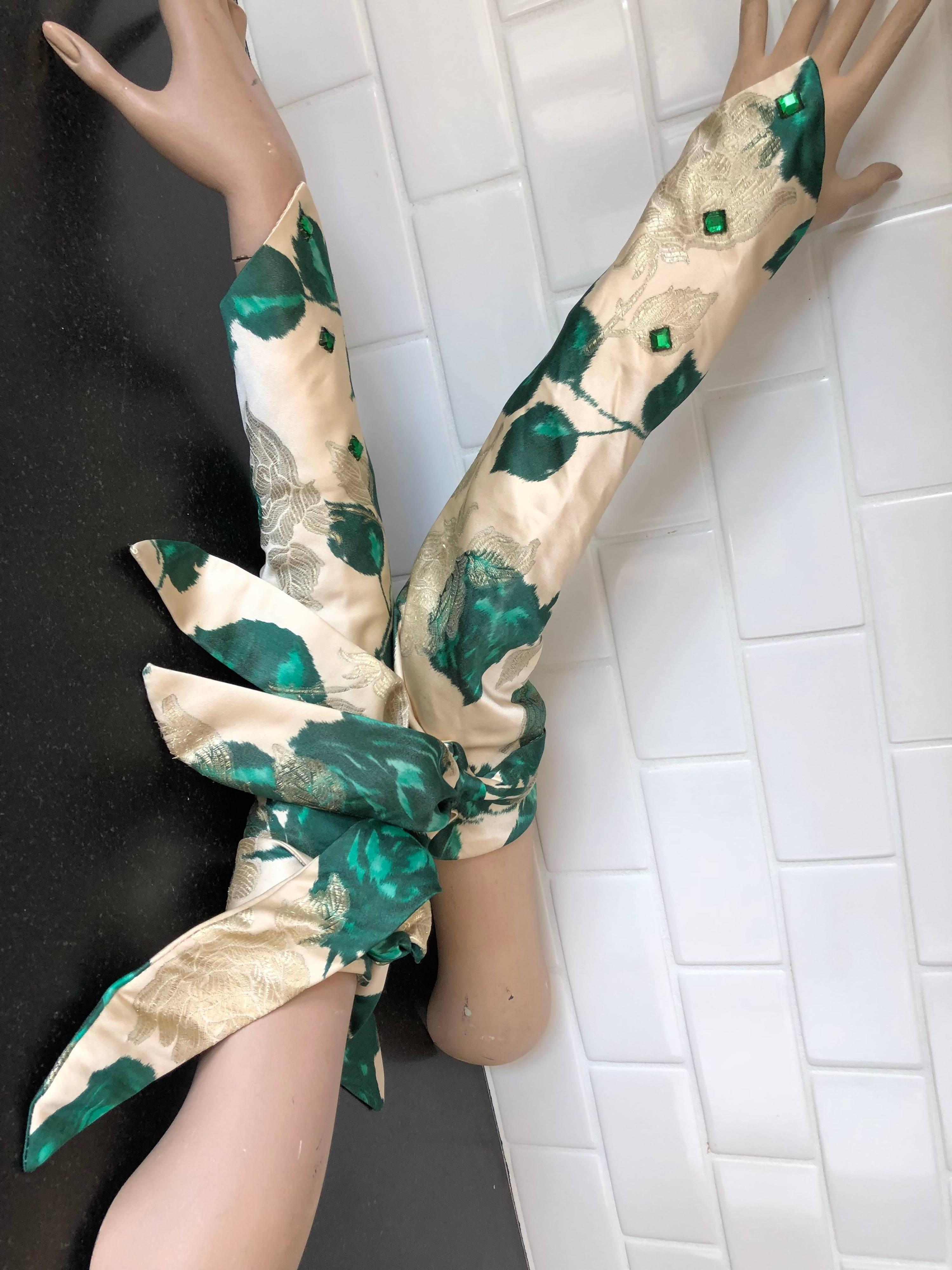 1950s Elegant Spring Floral Silk Brocade Gauntlets W/ Decorative Tie & Button 1