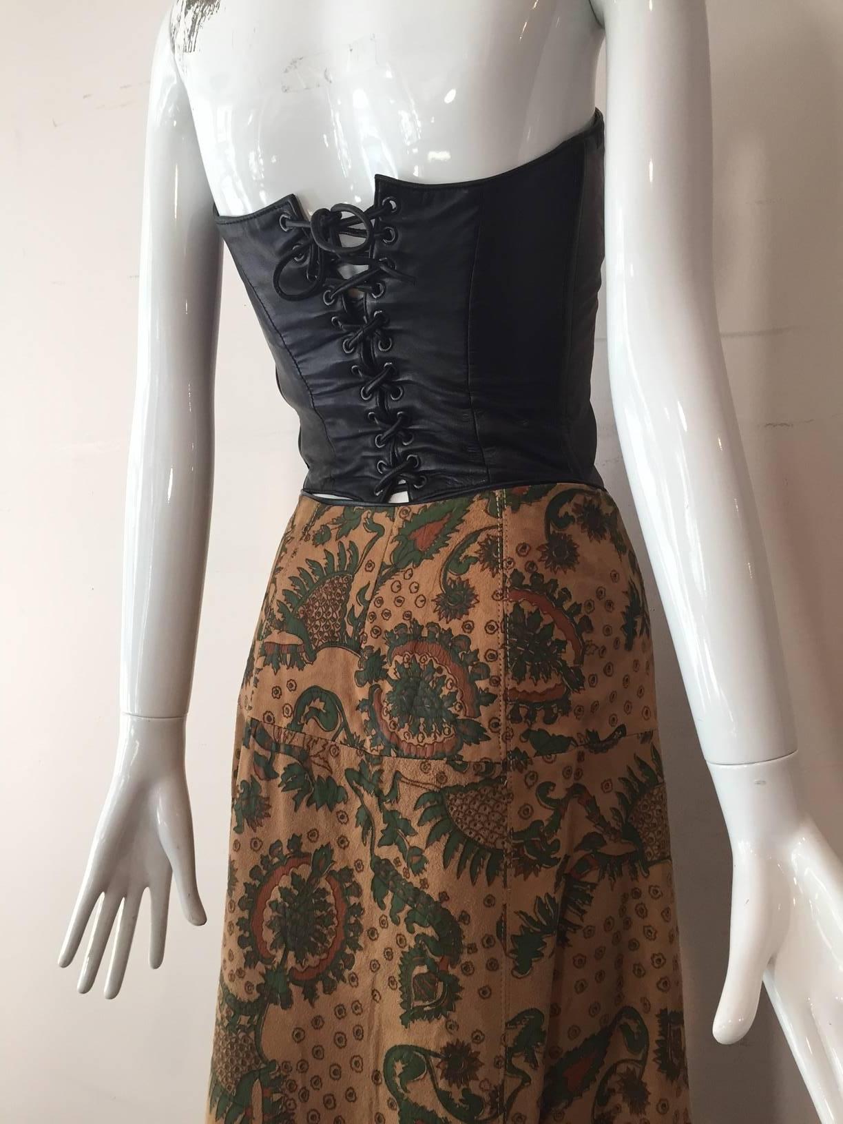 1970s Geoffrey Beene Button-Up Paisley Printed Suede Maxi Skirt In Excellent Condition In Gresham, OR