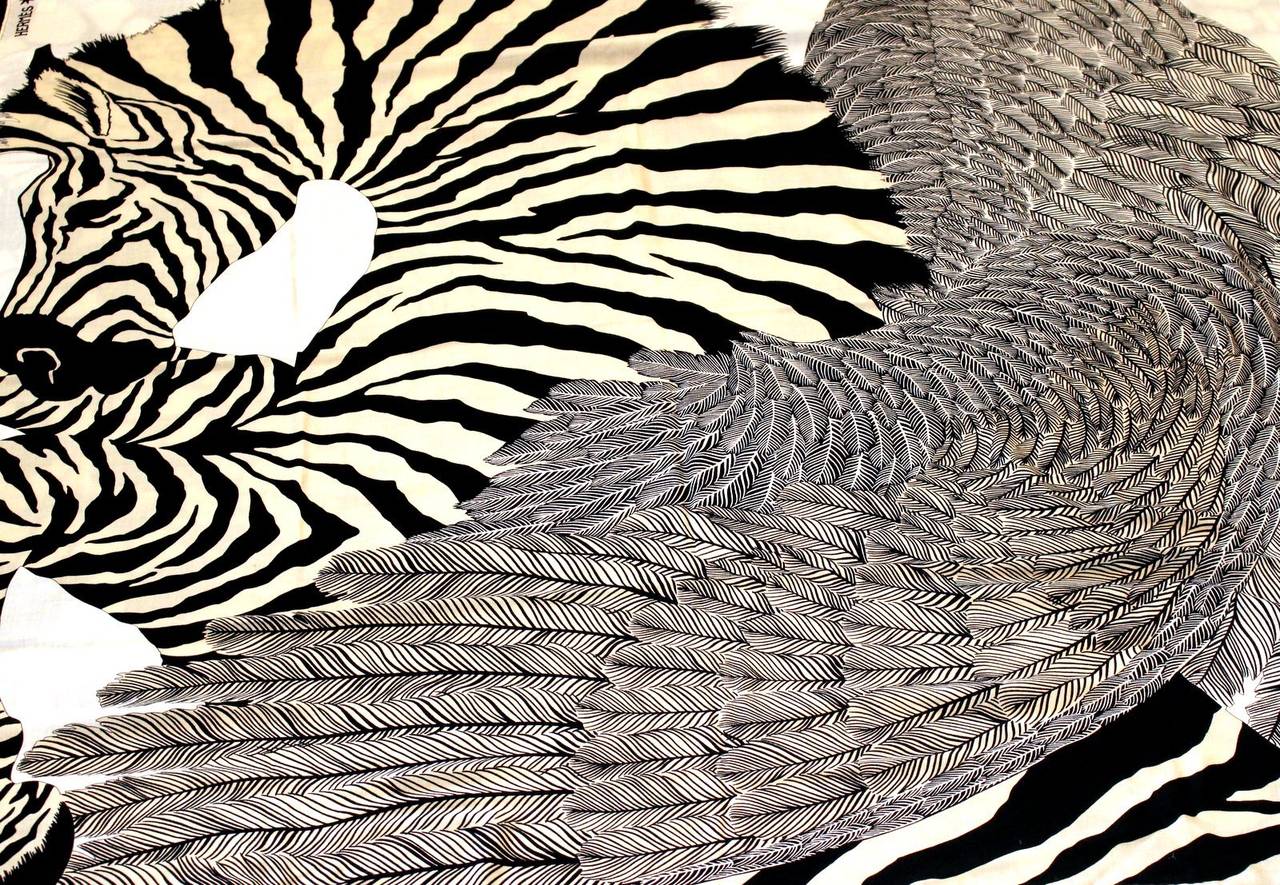 Hermès Zebra Pegasus Naturel Cashmere and Silk GM Shawl In New Condition In New York City & Hamptons, NY