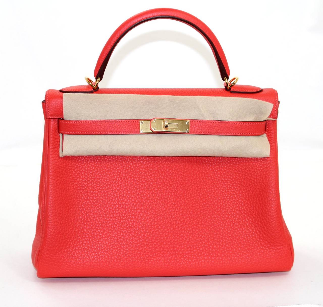 Hermes Kelly Bag in Rouge Pivoine Clemence Red Leather, GHW, 32 cm
