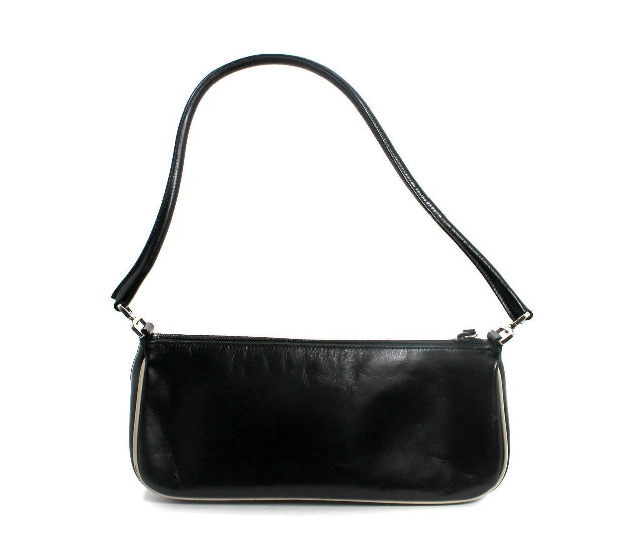 Prada Black Leather Shoulder Bag In Good Condition In New York City & Hamptons, NY