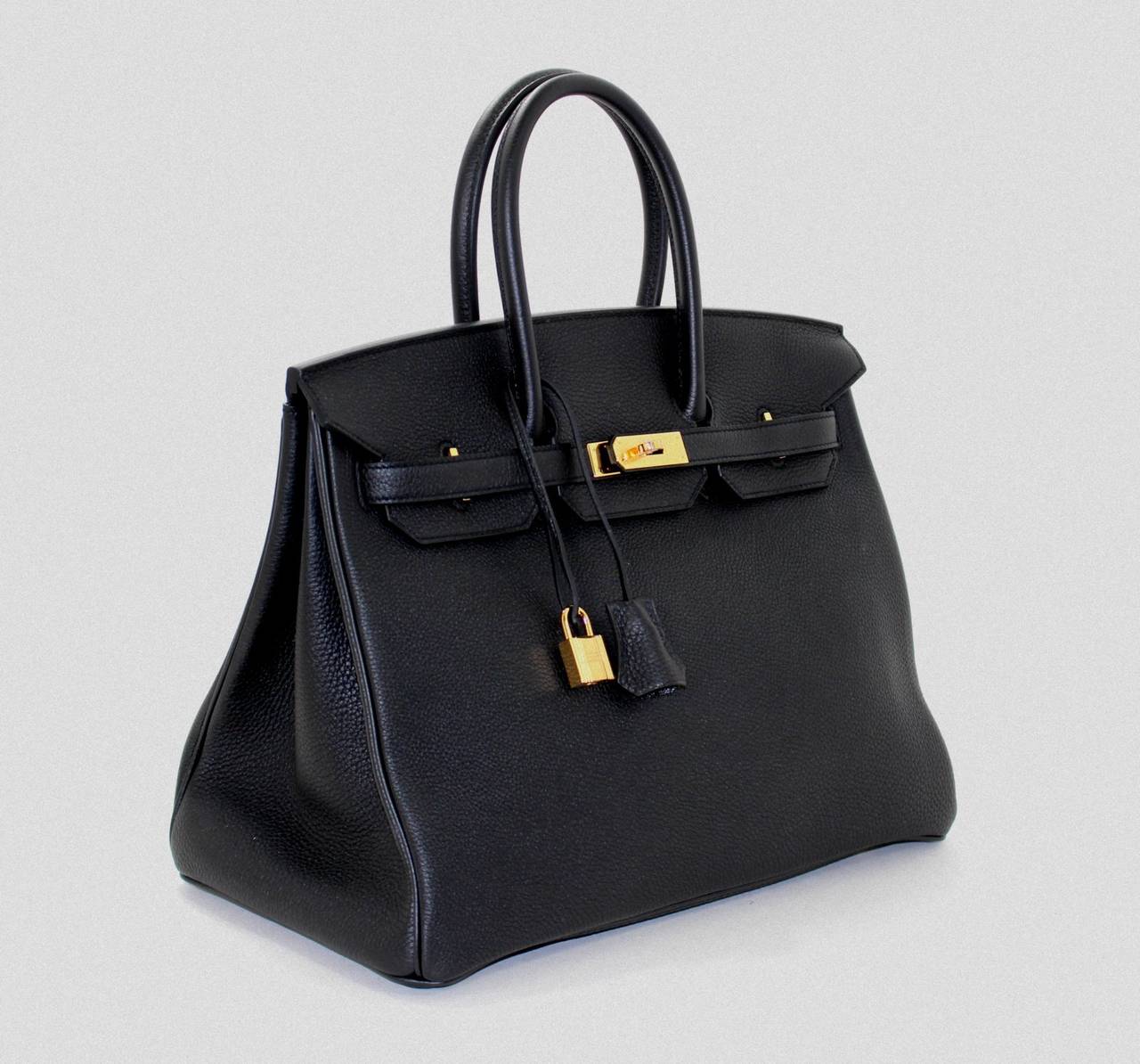 Hermes Birkin in Black Togo Leather with Gold Hardware, 35 cm size In New Condition In New York City & Hamptons, NY