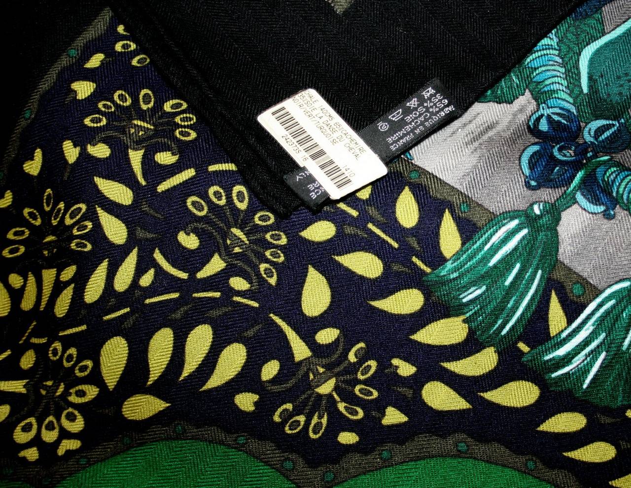 Hermes La Danse Du Cheval Shawl Scarf 140 cm in Green and Black 6