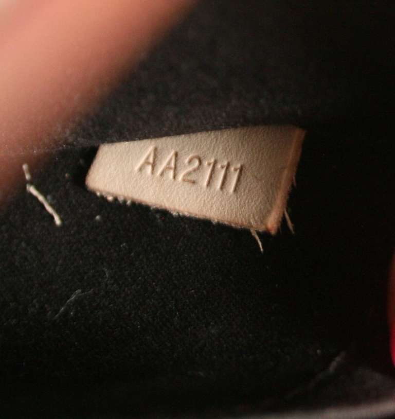 Louis Vuitton Amarante Vernis Brea MM Bag with Strap 6