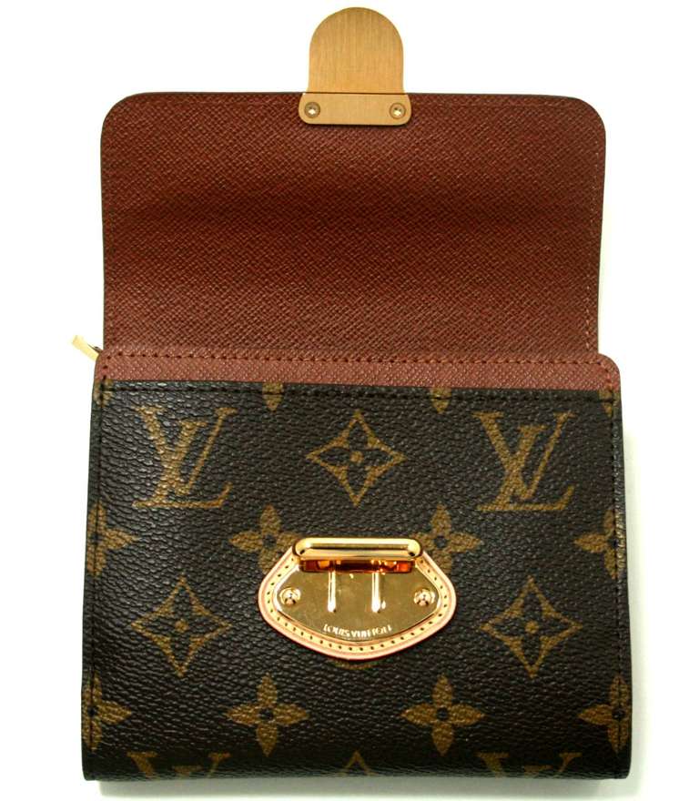 Louis Vuitton Monogram Joey Wallet In New Condition In New York City & Hamptons, NY