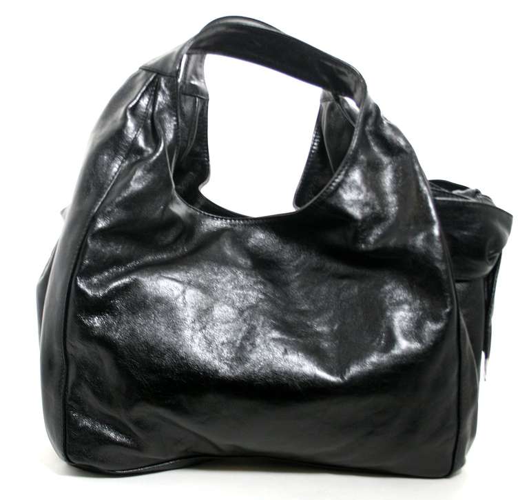 Vlaentino Black Calfskin Nuage Bow Bag In New Condition In New York City & Hamptons, NY