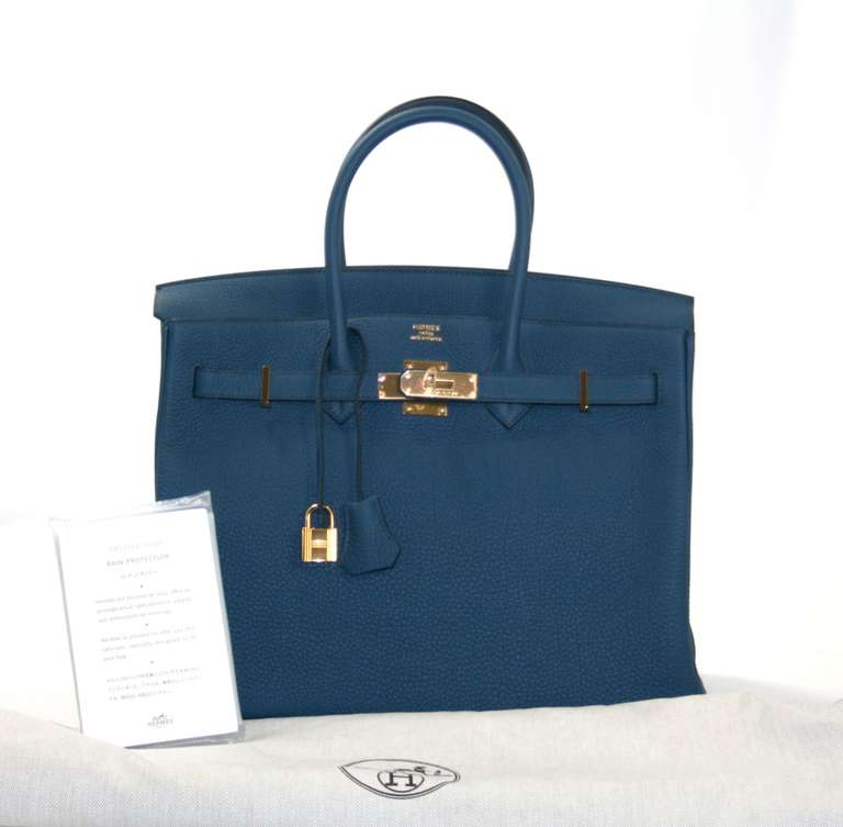 Hermès Bleu de Prusse Togo 35 cm Birkin with Gold HW For Sale 6