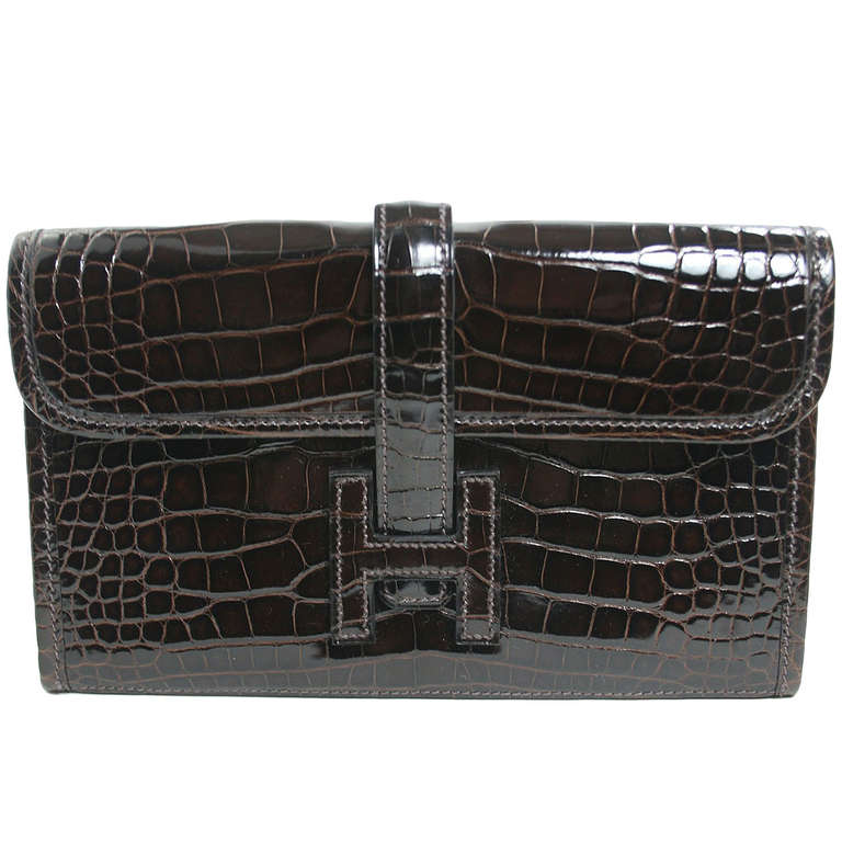 Hermès Havane Alligator Jige Clutch For Sale