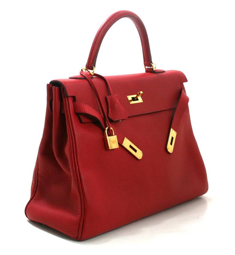Hermès 35 cm Rouge Casaque Togo Leather Kelly Bag In Excellent Condition For Sale In New York City & Hamptons, NY