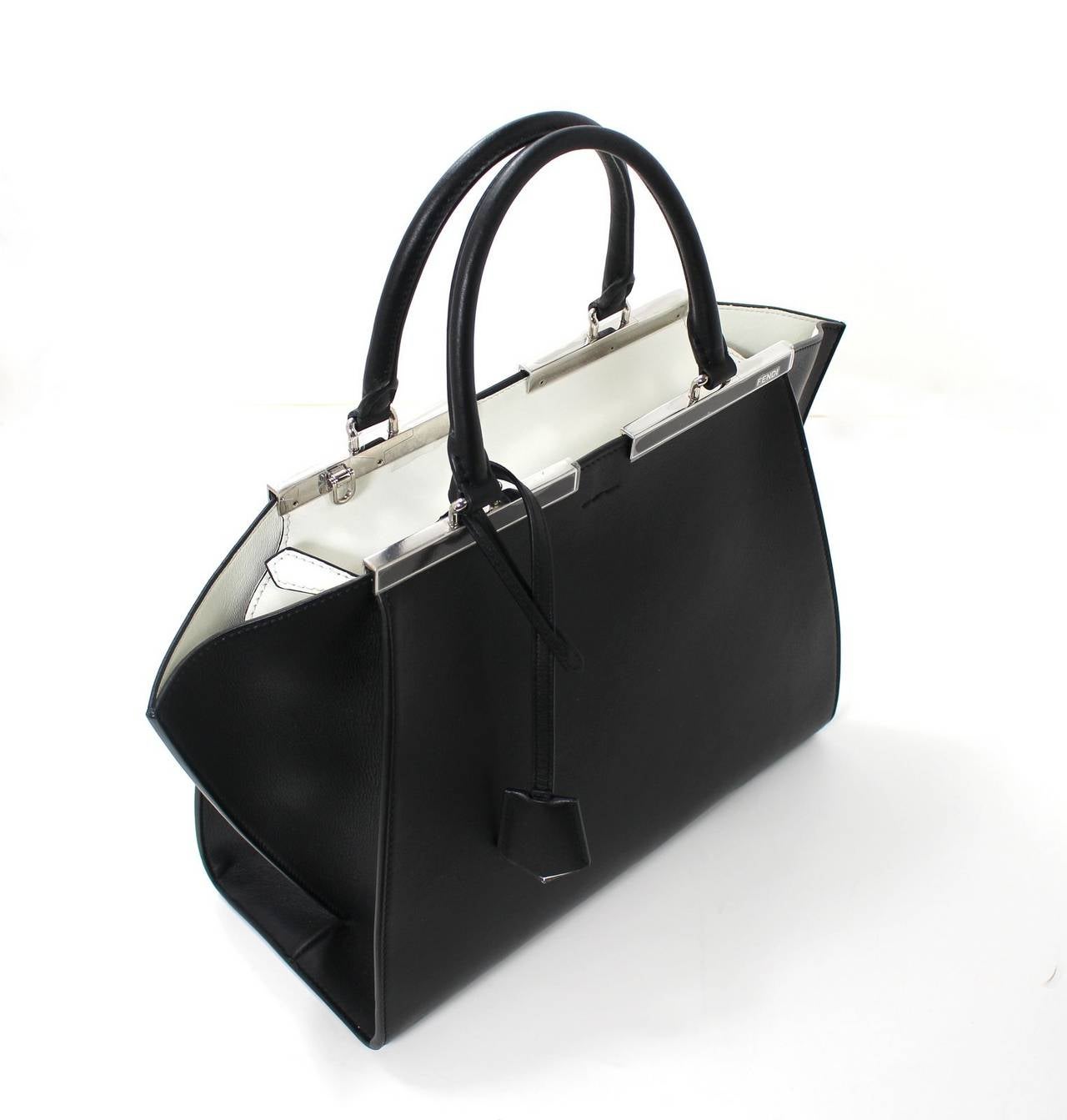 Fendi 3Jours Tote in Black Leather with White Interior In New Condition In New York City & Hamptons, NY