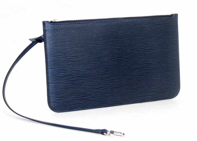 Louis Vuitton Saphir Epi Leather Neverfull MM Tote Bag 3