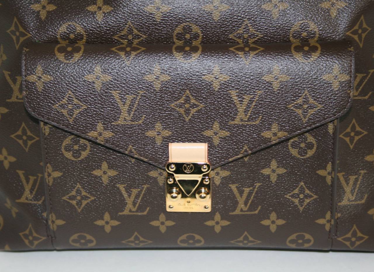 Louis Vuitton Monogram  Metis Hobo Shoulder Bag 1
