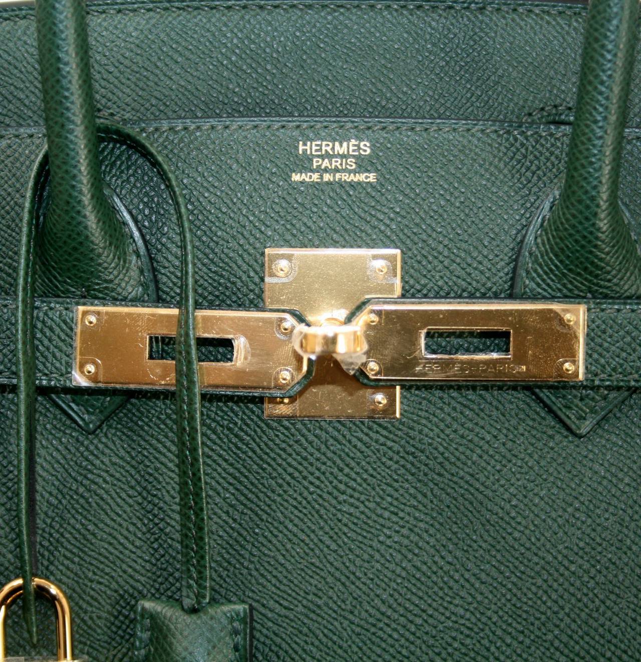 Hermès 30 cm Vert Anglais Epsom Birkin Bag with Gold Hardware In New Condition In New York City & Hamptons, NY