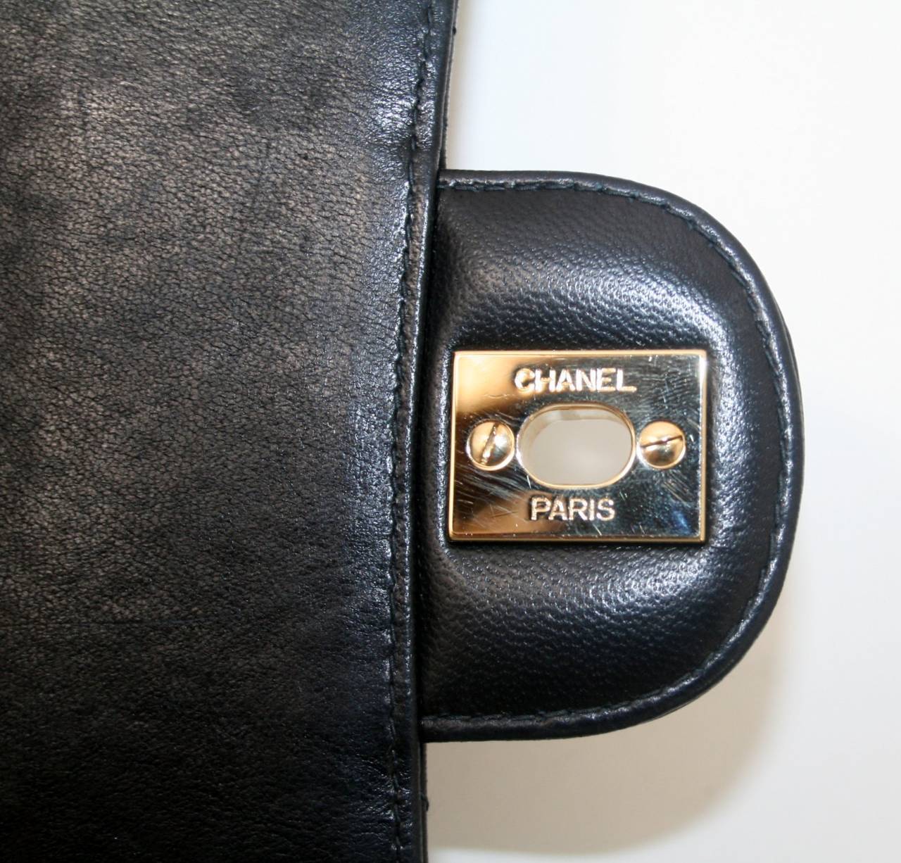 Chanel Black Lambskin Vintage Jumbo Classic with Gold Hardware 4