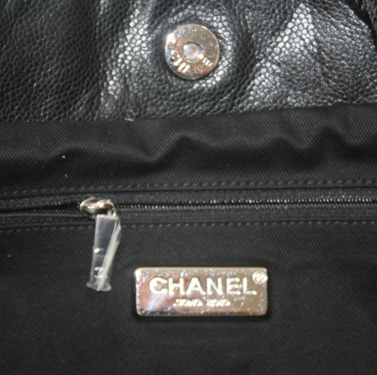 Chanel Black Caviar Leather Zip Around Expandable Tote Bag For Sale 5