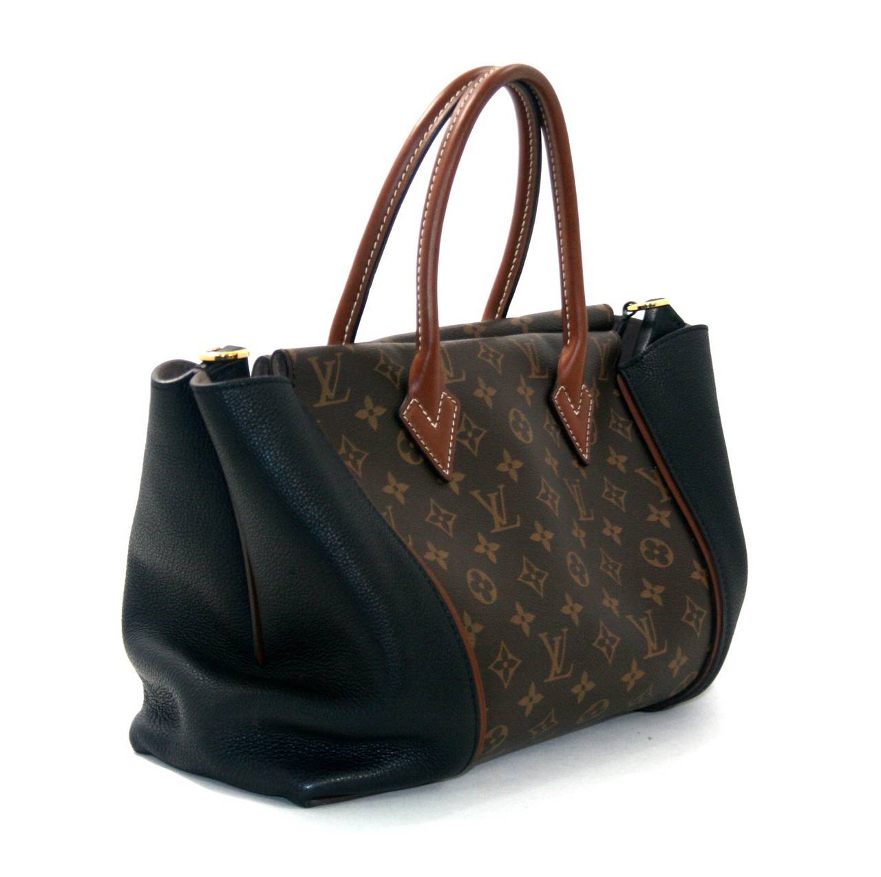 Louis Vuitton Noir Monogram  W Tote Bag In Excellent Condition In New York City & Hamptons, NY