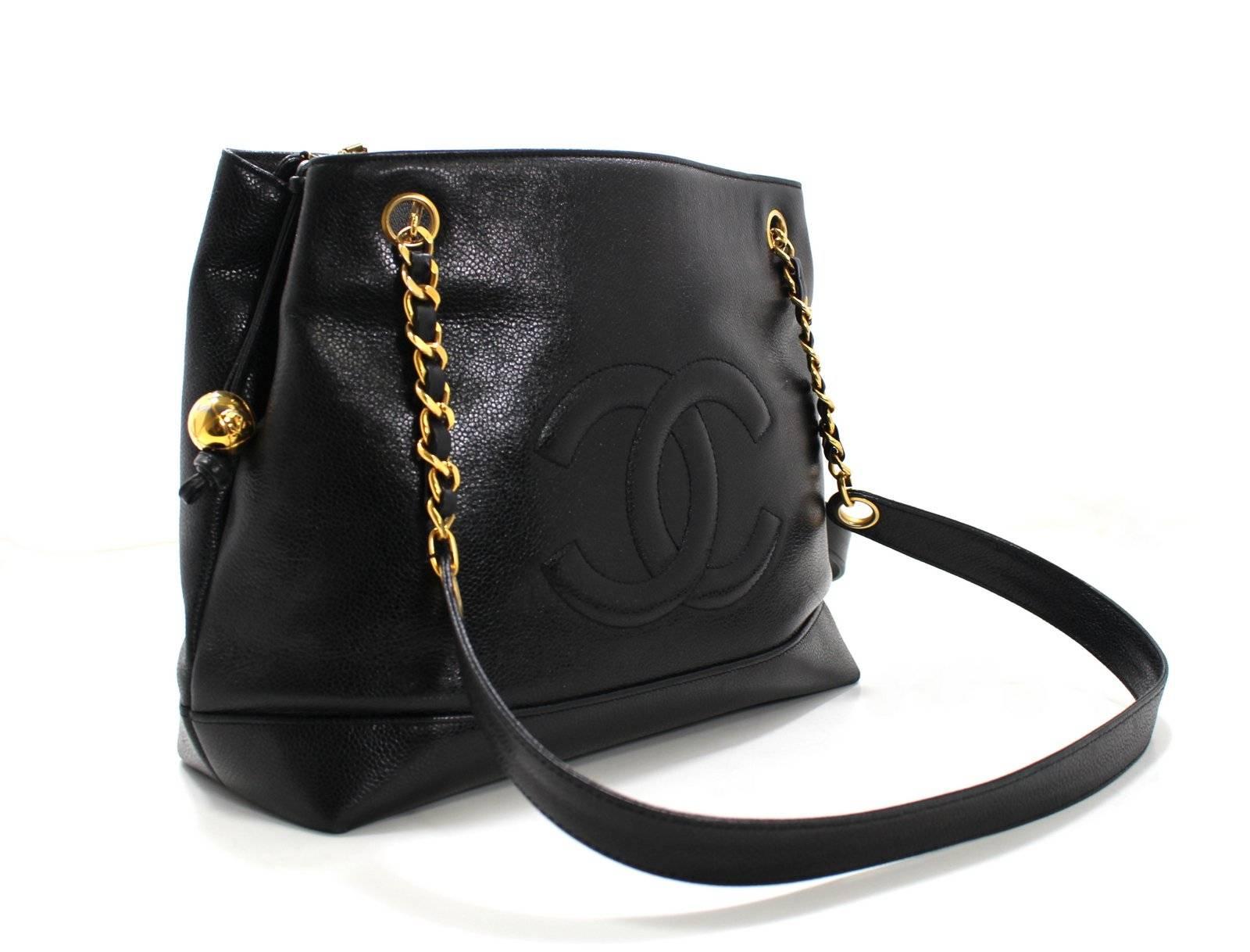 Chanel Black Caviar Leather Shoulder Bag- Large, GHW In Excellent Condition In New York City & Hamptons, NY