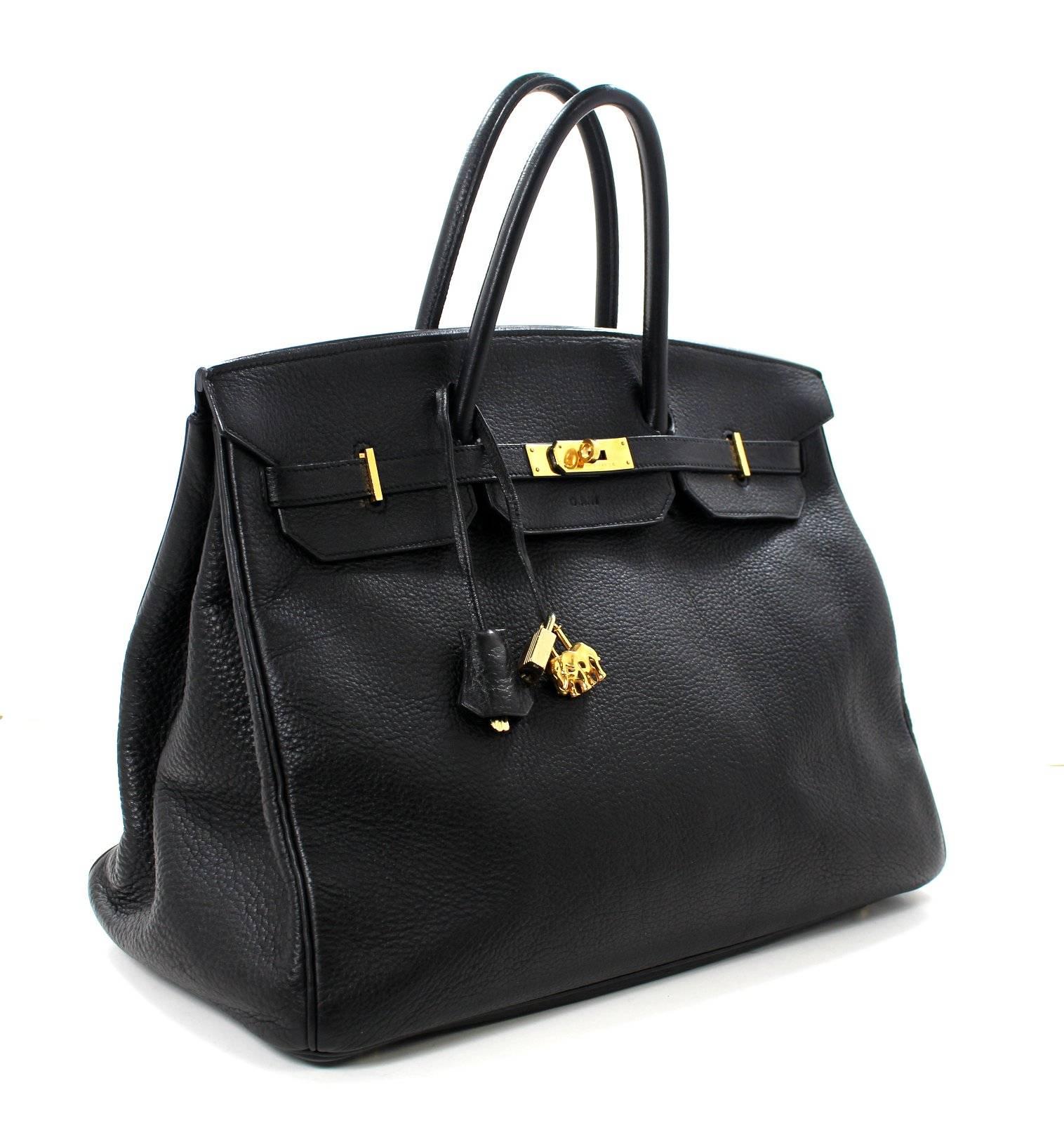 Hermès Black Buffalo Birkin in 40 cm size with Gold Hardware In Good Condition In New York City & Hamptons, NY