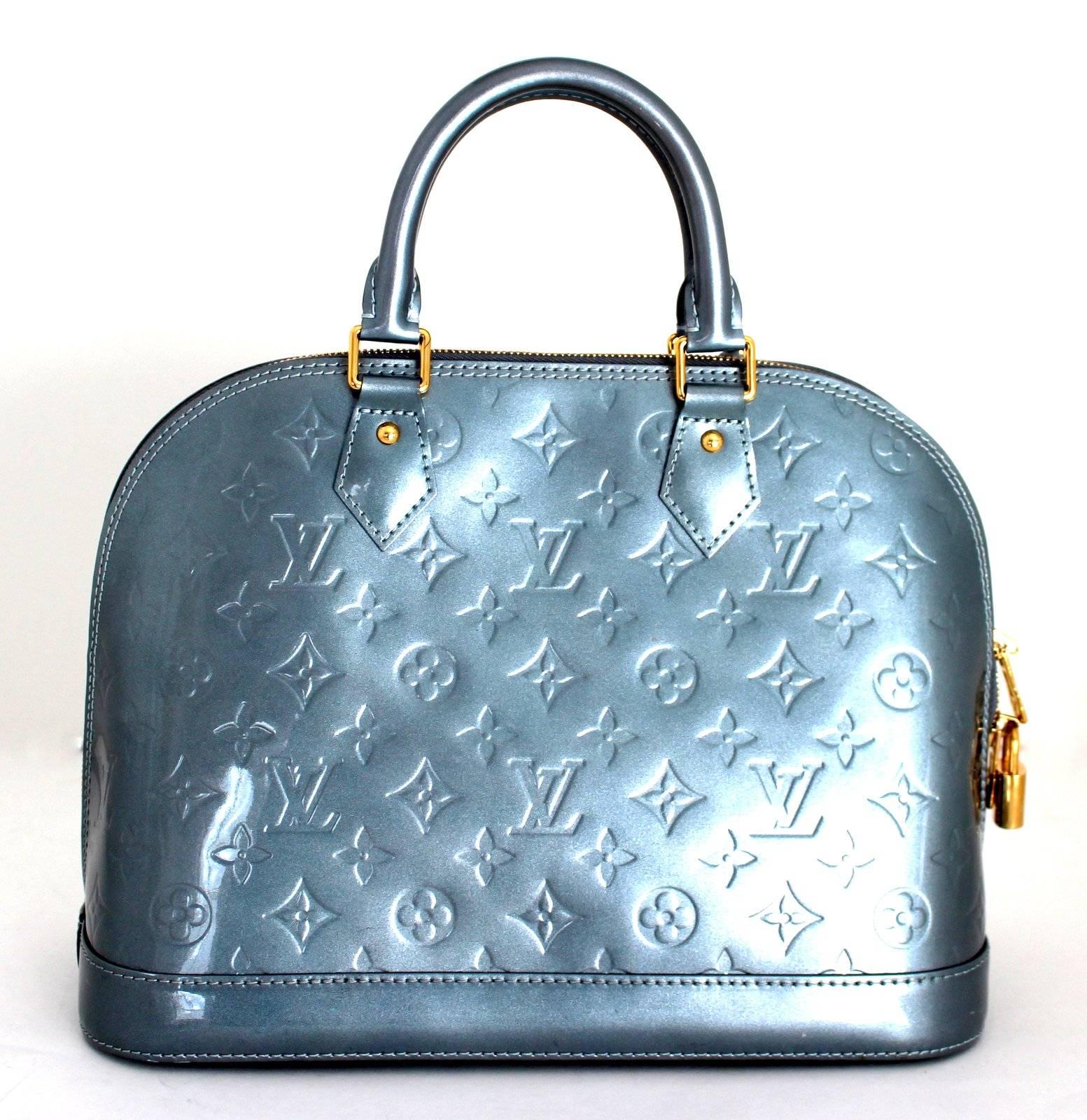 Louis Vuitton Silver Grey Givre Vernis Alma Bag- PM In Excellent Condition In New York City & Hamptons, NY