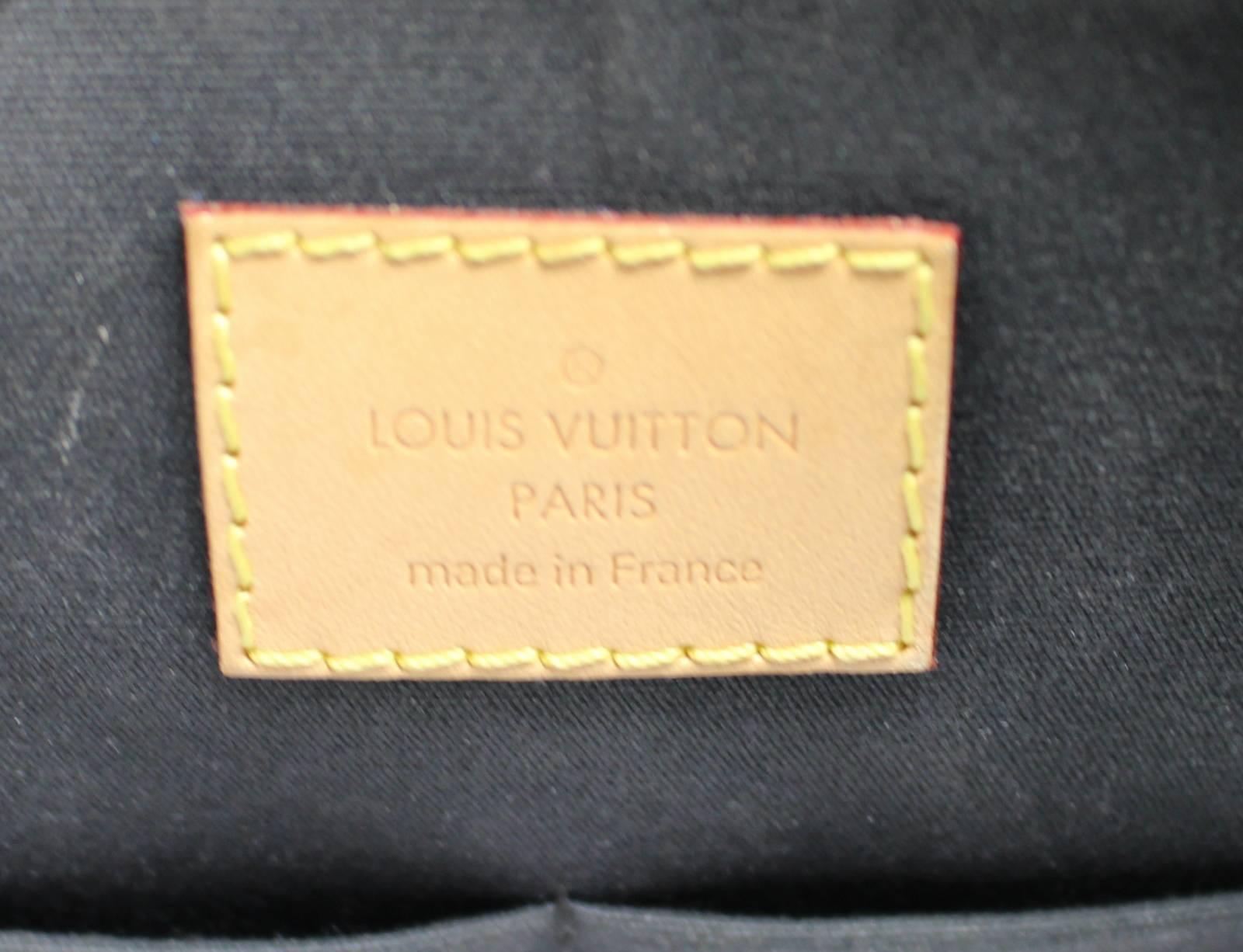 Louis Vuitton White Vernis Stickers Alma PM Bag For Sale 4