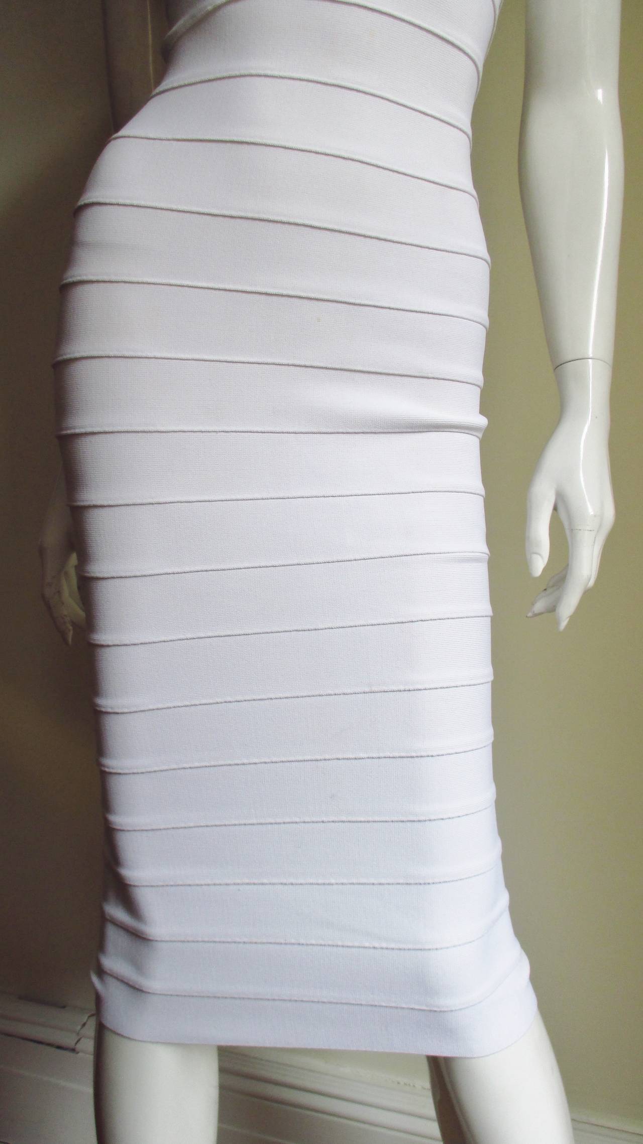 Herve Leger Ultimate White Bodycon Dress In New Condition In Water Mill, NY