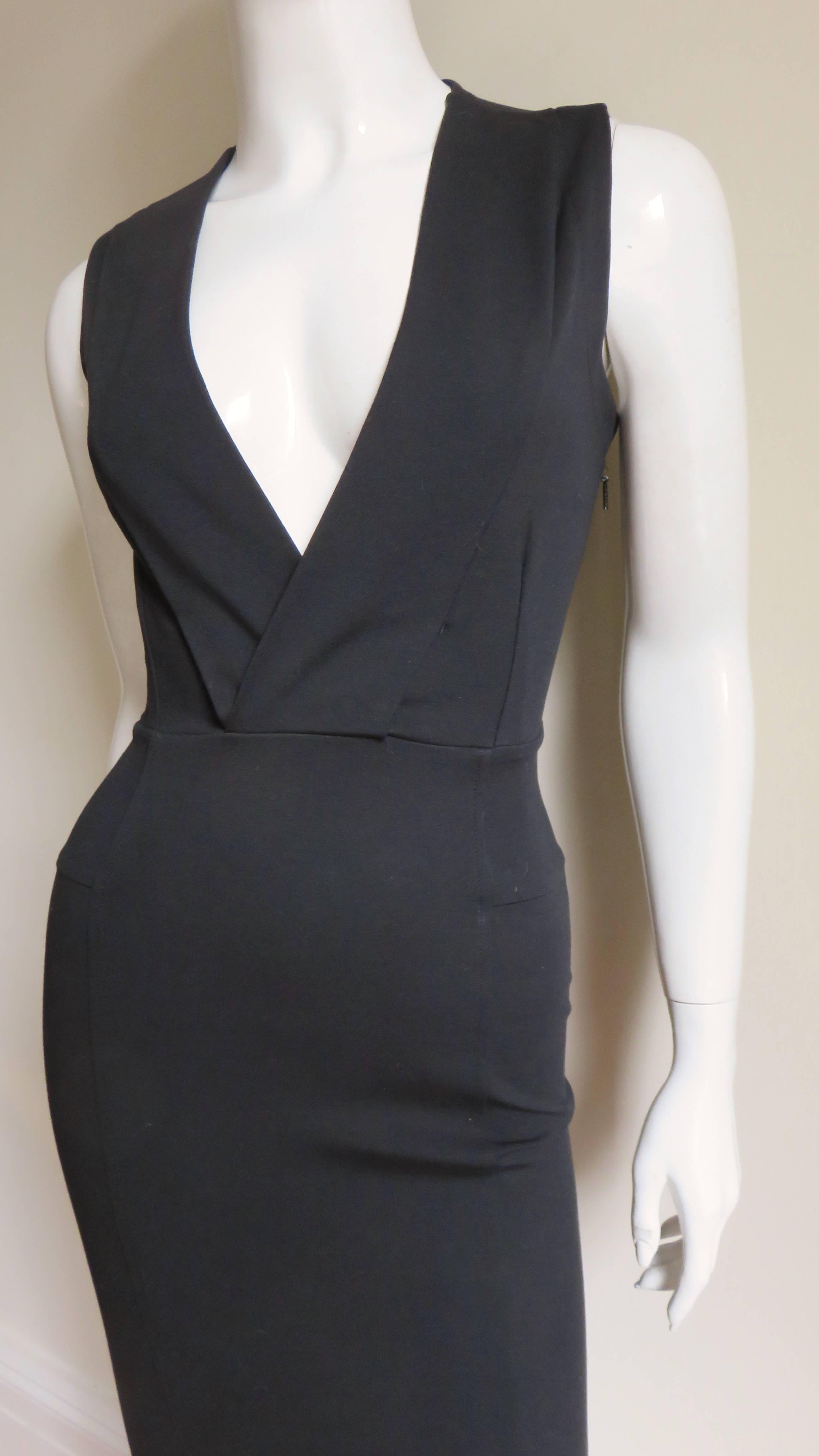 Gucci Plunge Bodycon Dress In Good Condition In Water Mill, NY