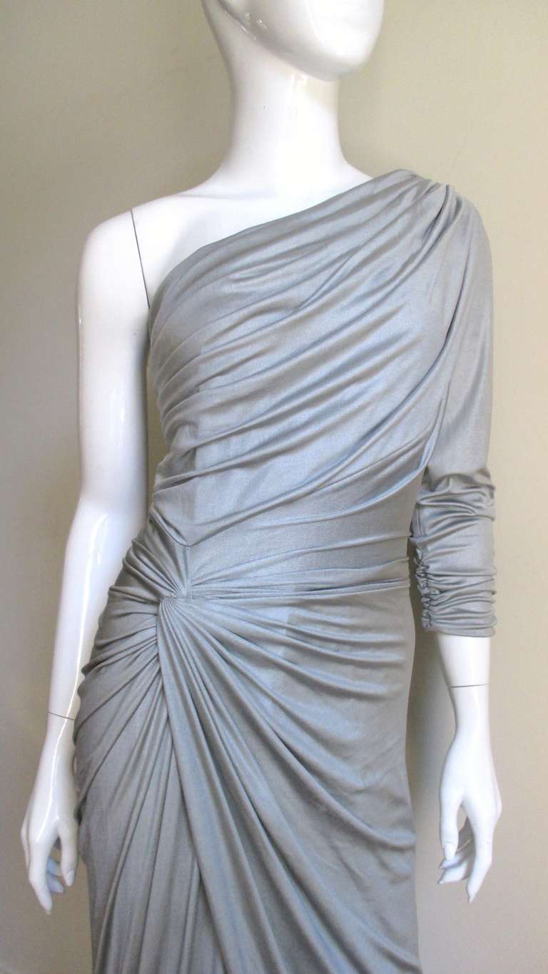 Gainni Versace Ruched Knotted One Shoulder Gown In Excellent Condition In Water Mill, NY