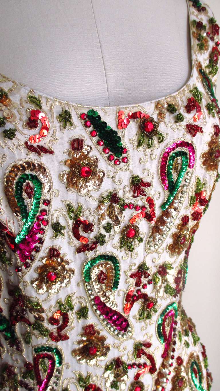 1960's Elaborately Beaded Dress In Excellent Condition In Water Mill, NY
