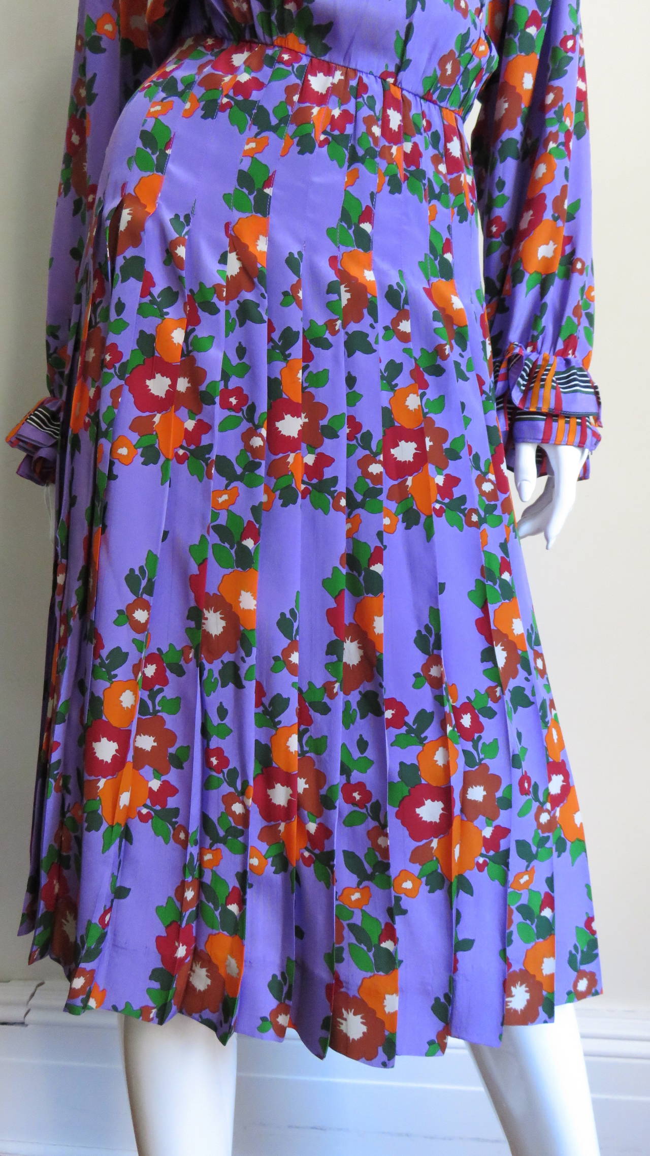 Women's 1970's St Laurent Flower Silk Dress