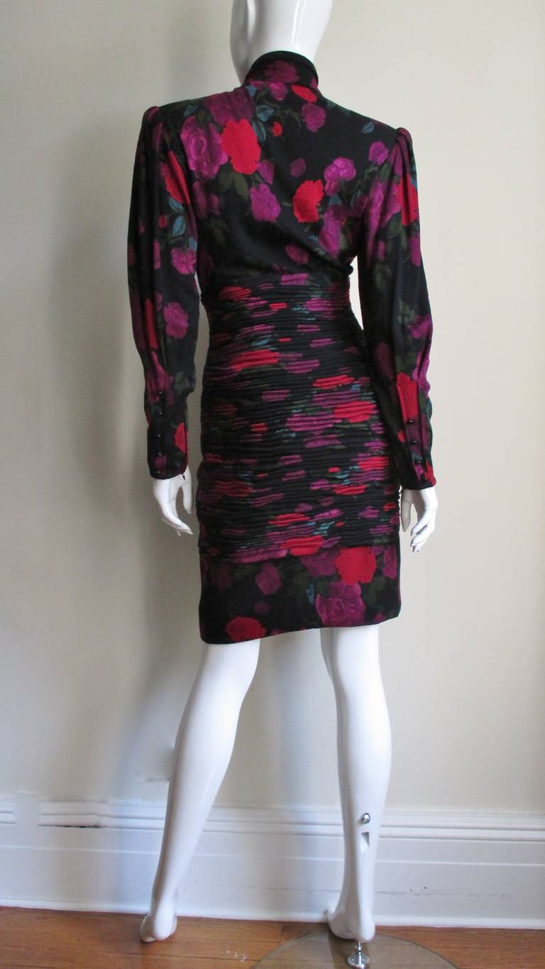 Emanuel Emanuel Ungaro 1980er Jahre Kleid mit Rüschen im Angebot 9