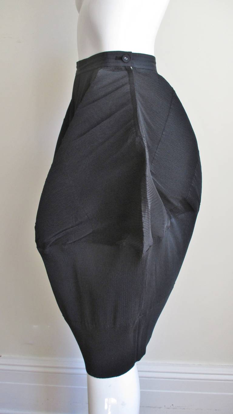 1989 Comme des Garcons Dramatic Wide Skirt In Excellent Condition In Water Mill, NY