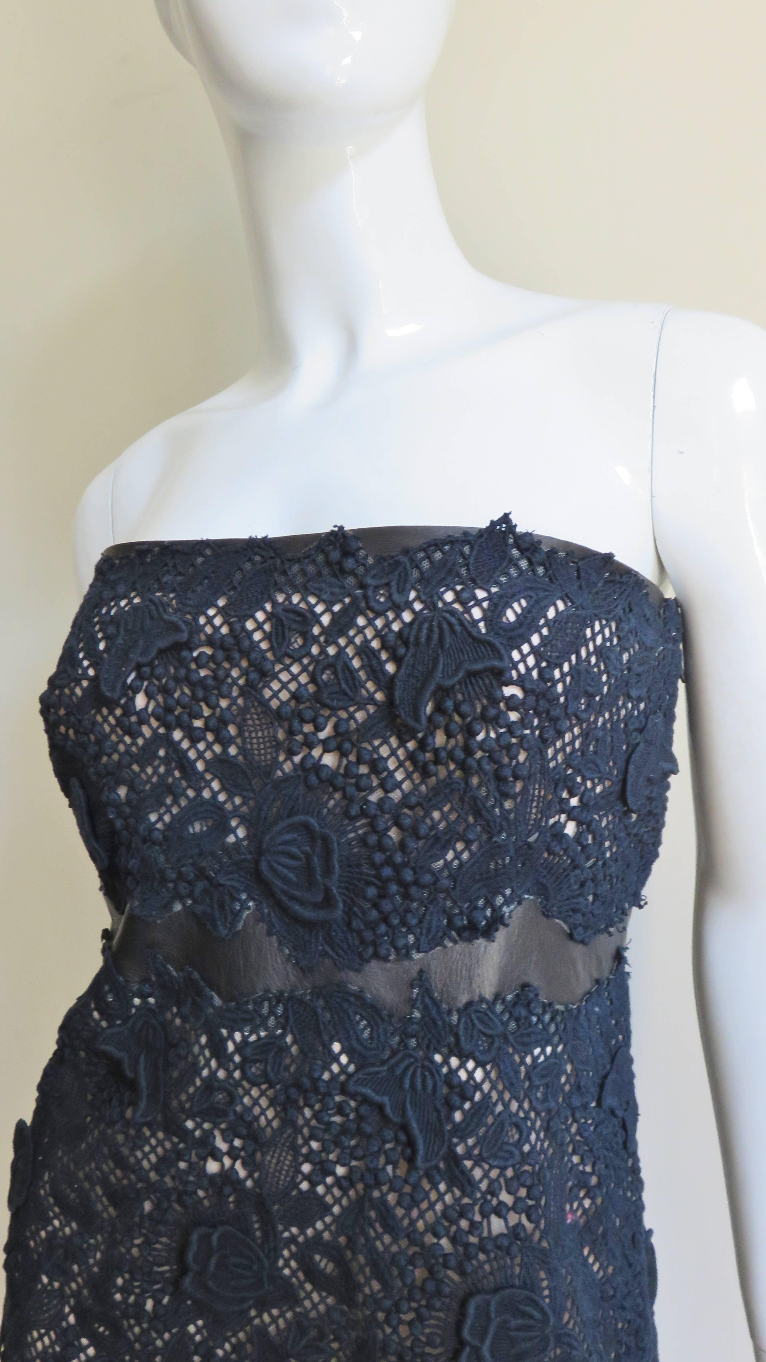 Valentino New Lace Strapless Dress In Excellent Condition In Water Mill, NY