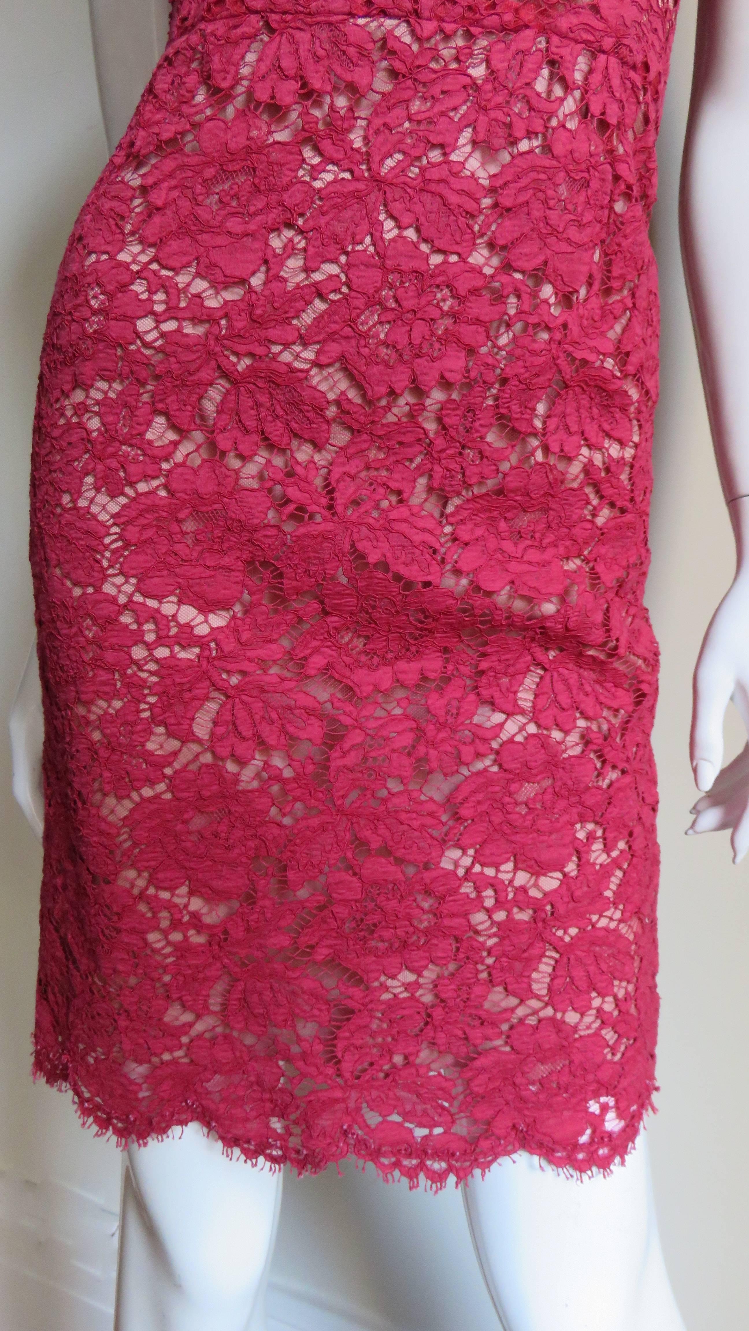 Valentino Red Lace Dress In Good Condition In Water Mill, NY