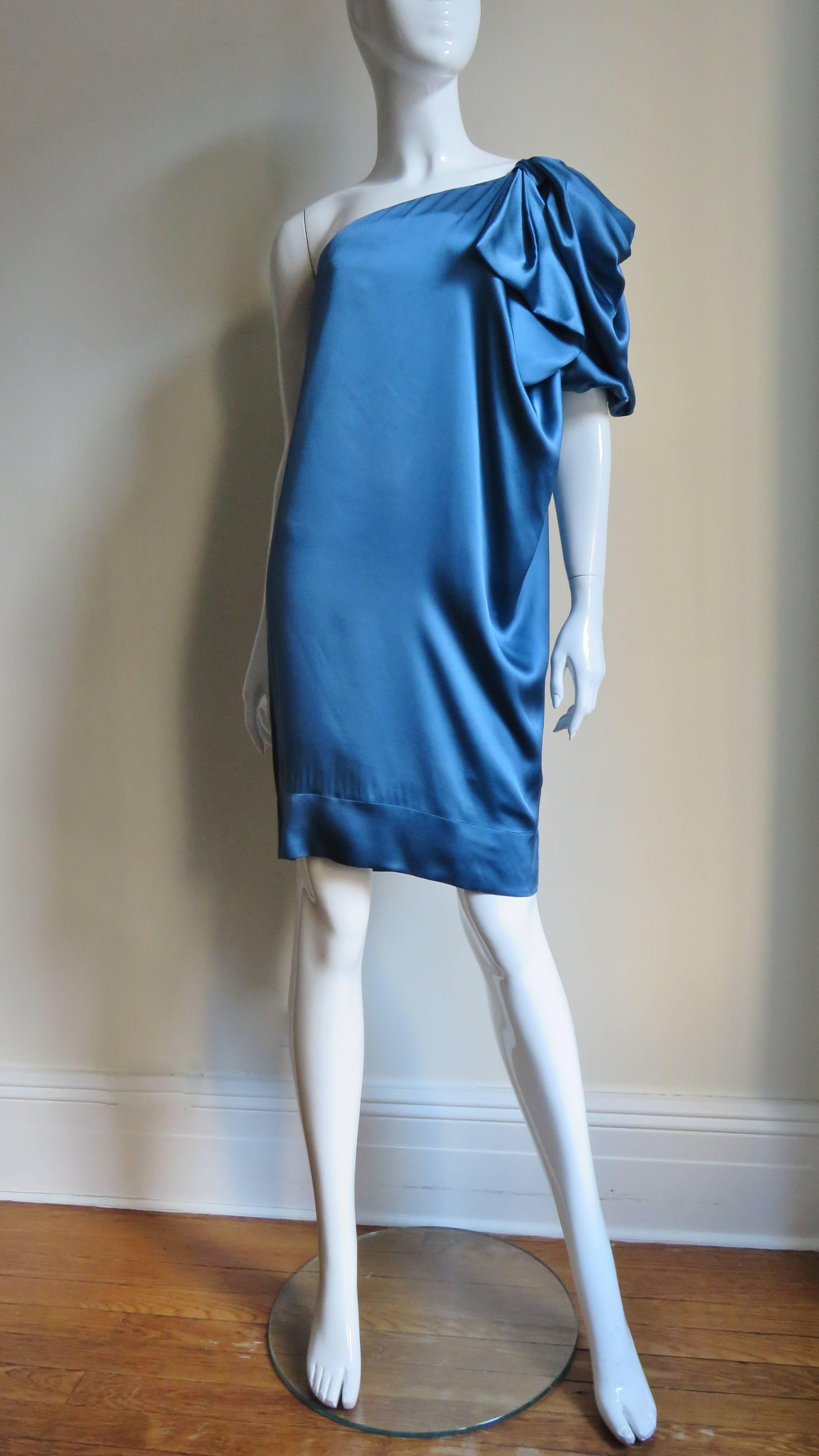 Stella McCartney One Sleeve Dress In Good Condition In Water Mill, NY