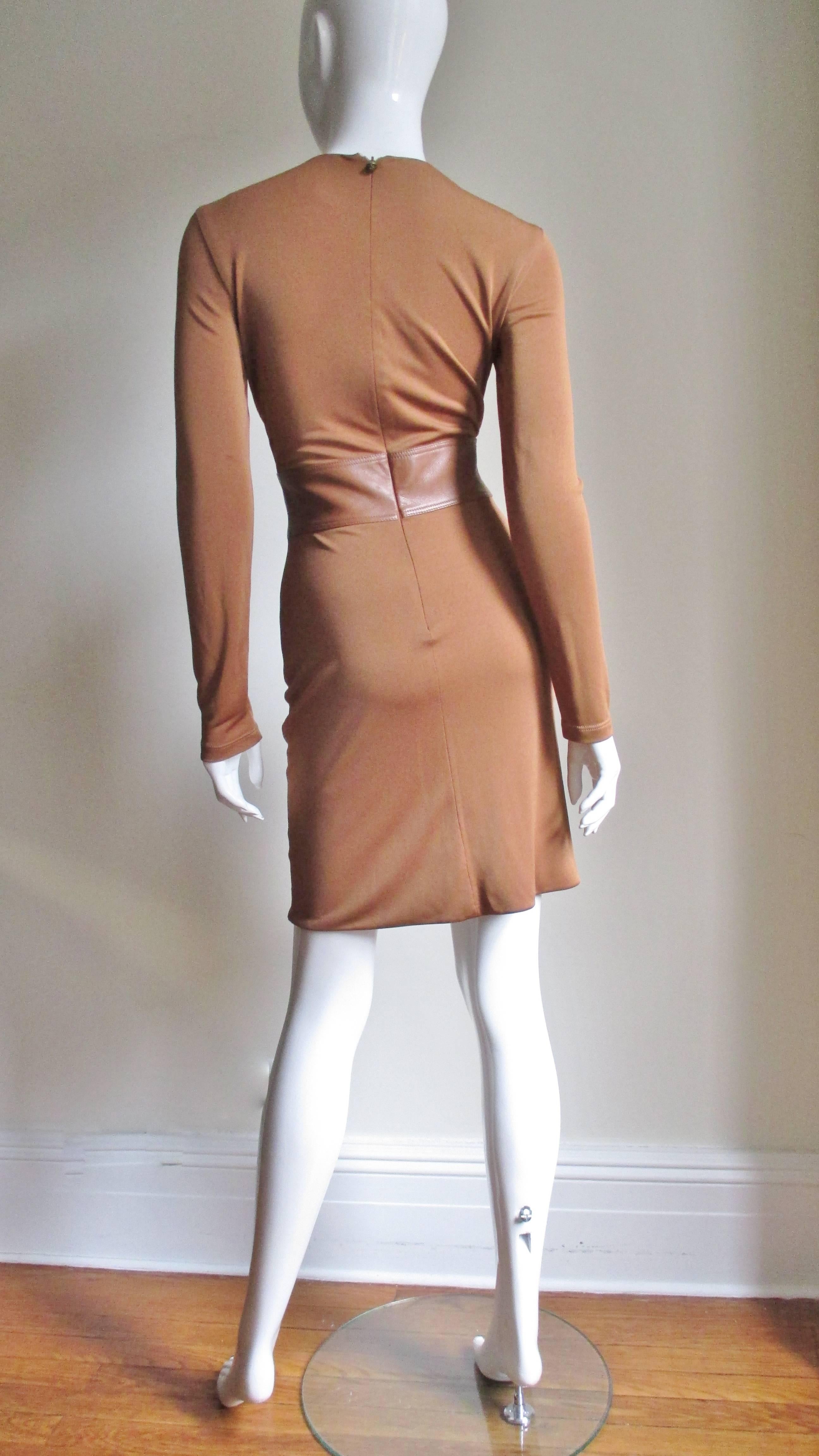 Gianni Versace Silk Jersey Dress with Leather Waist A/W 2001 For Sale 2