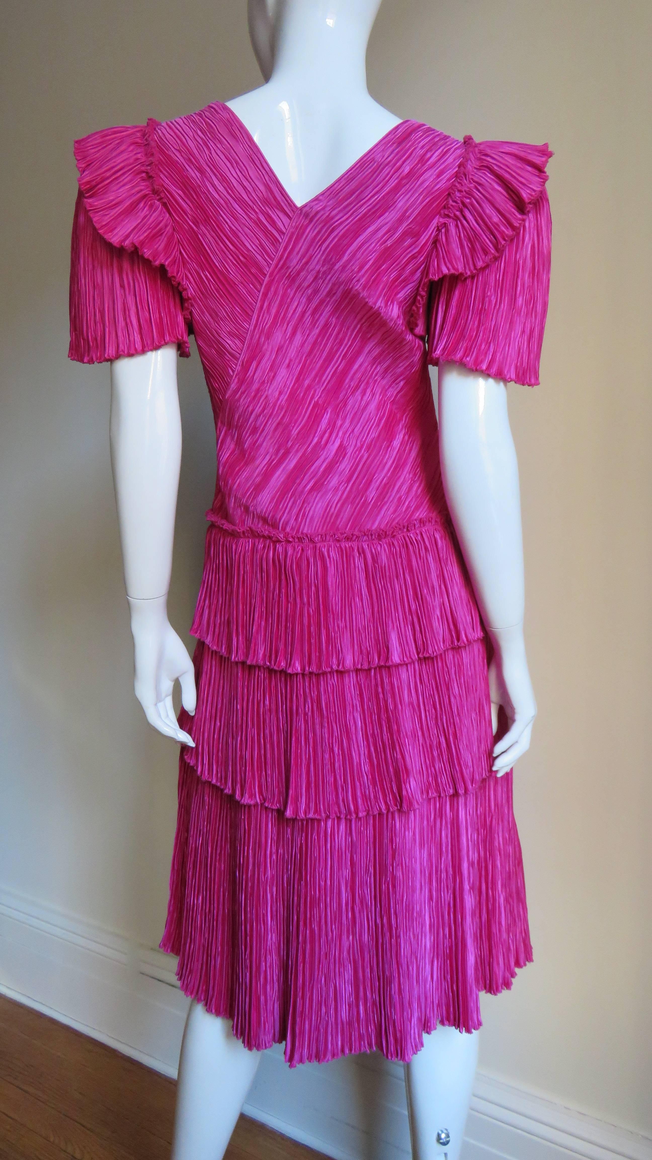 Mary McFadden Couture Seidenkleid 1980er Jahre im Angebot 2