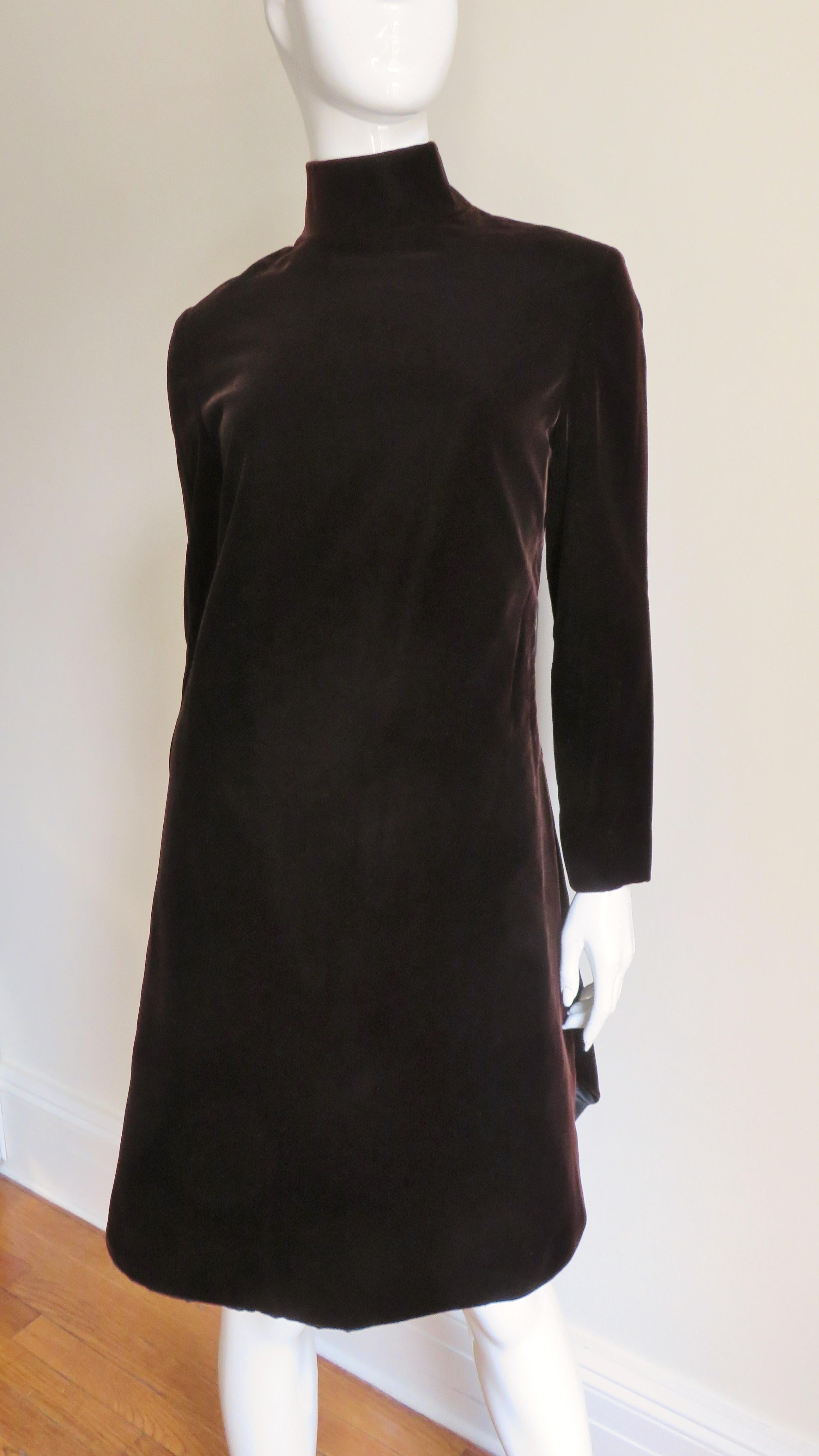 1960's Pierre Cardin Shirttail Dress 4