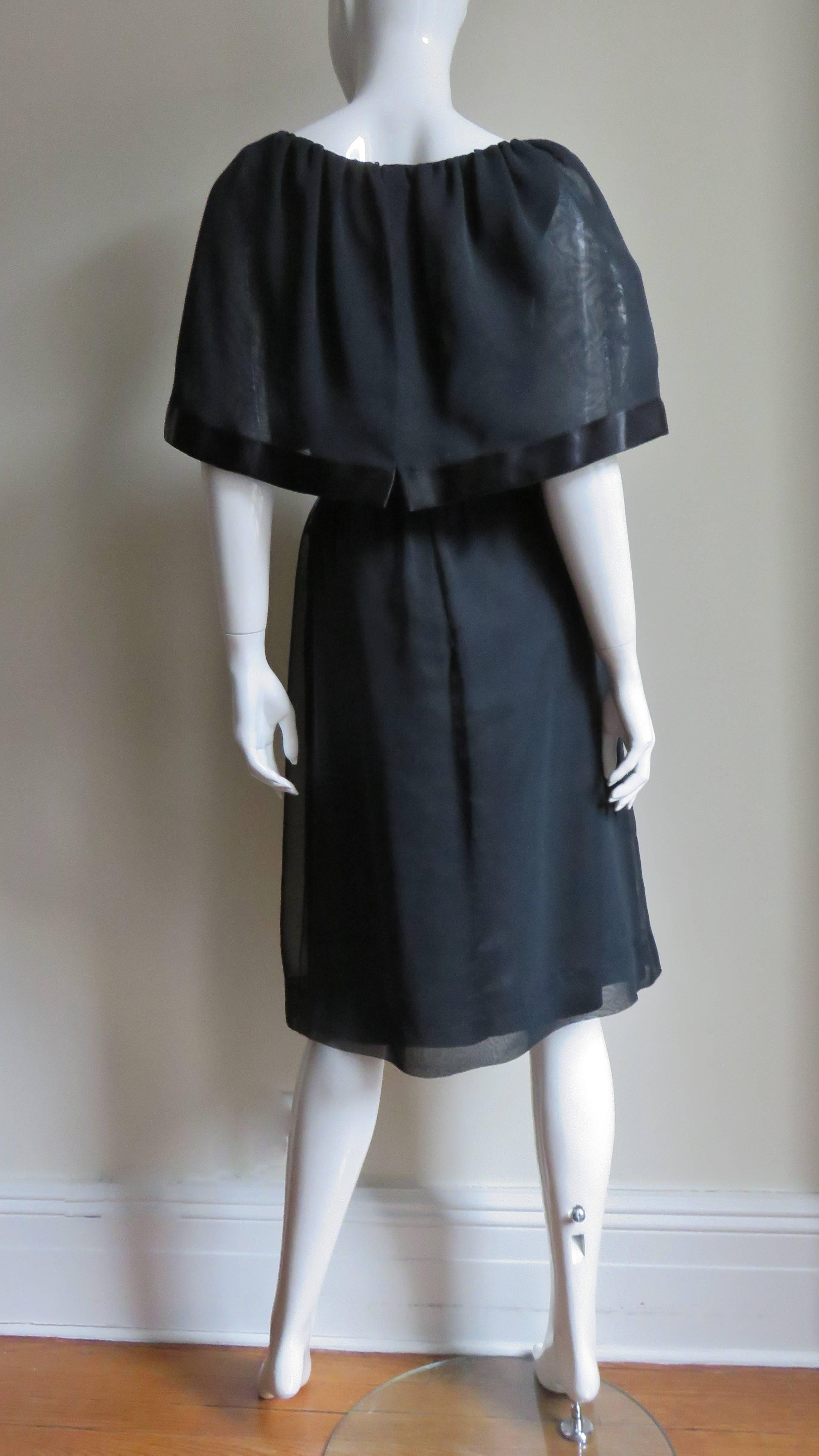 Travilla Dress with Capelet 1970s For Sale 5