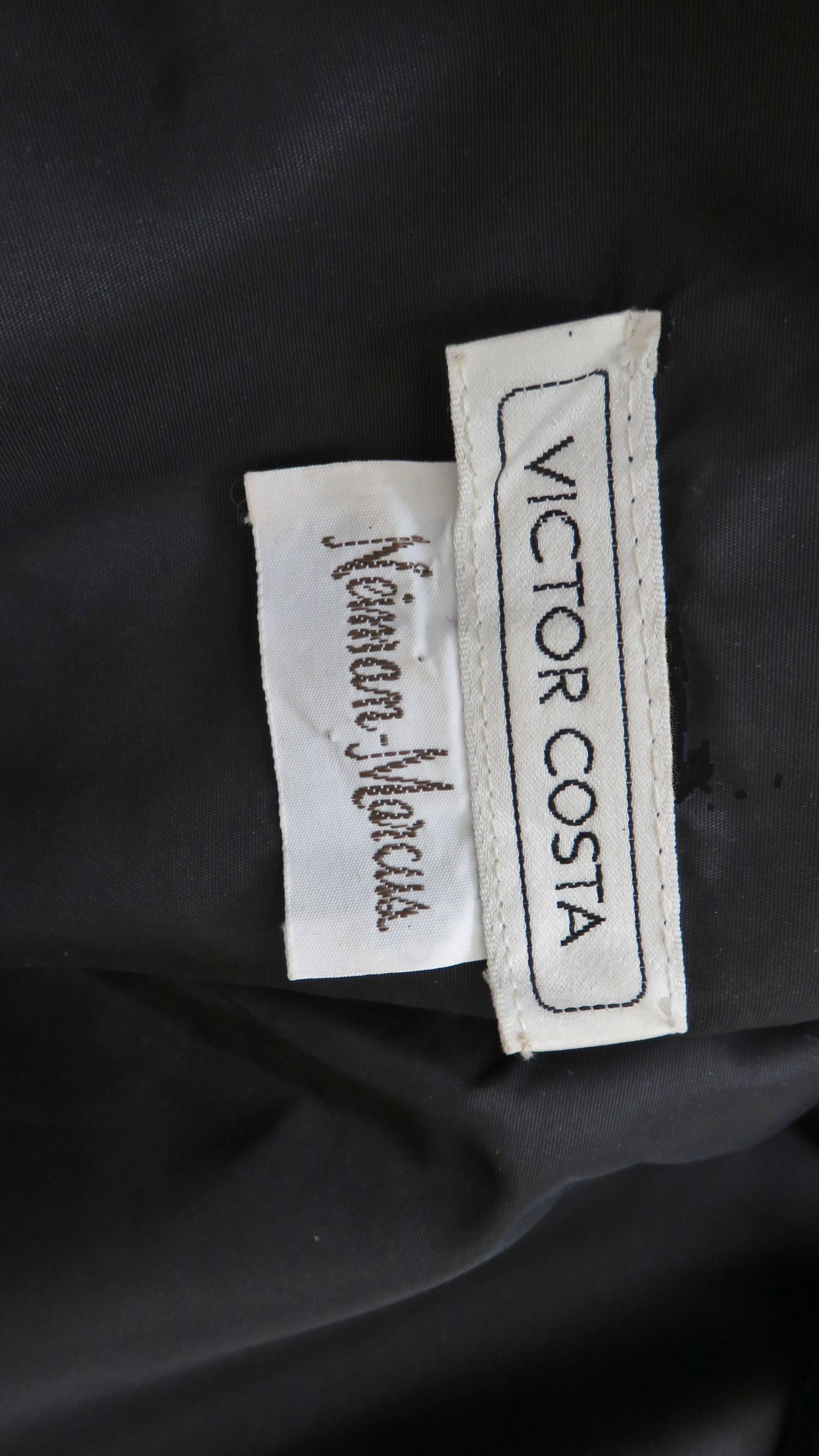 Kleid von Victor Costa mit Rückenleiste-Zeichnung im Angebot 7