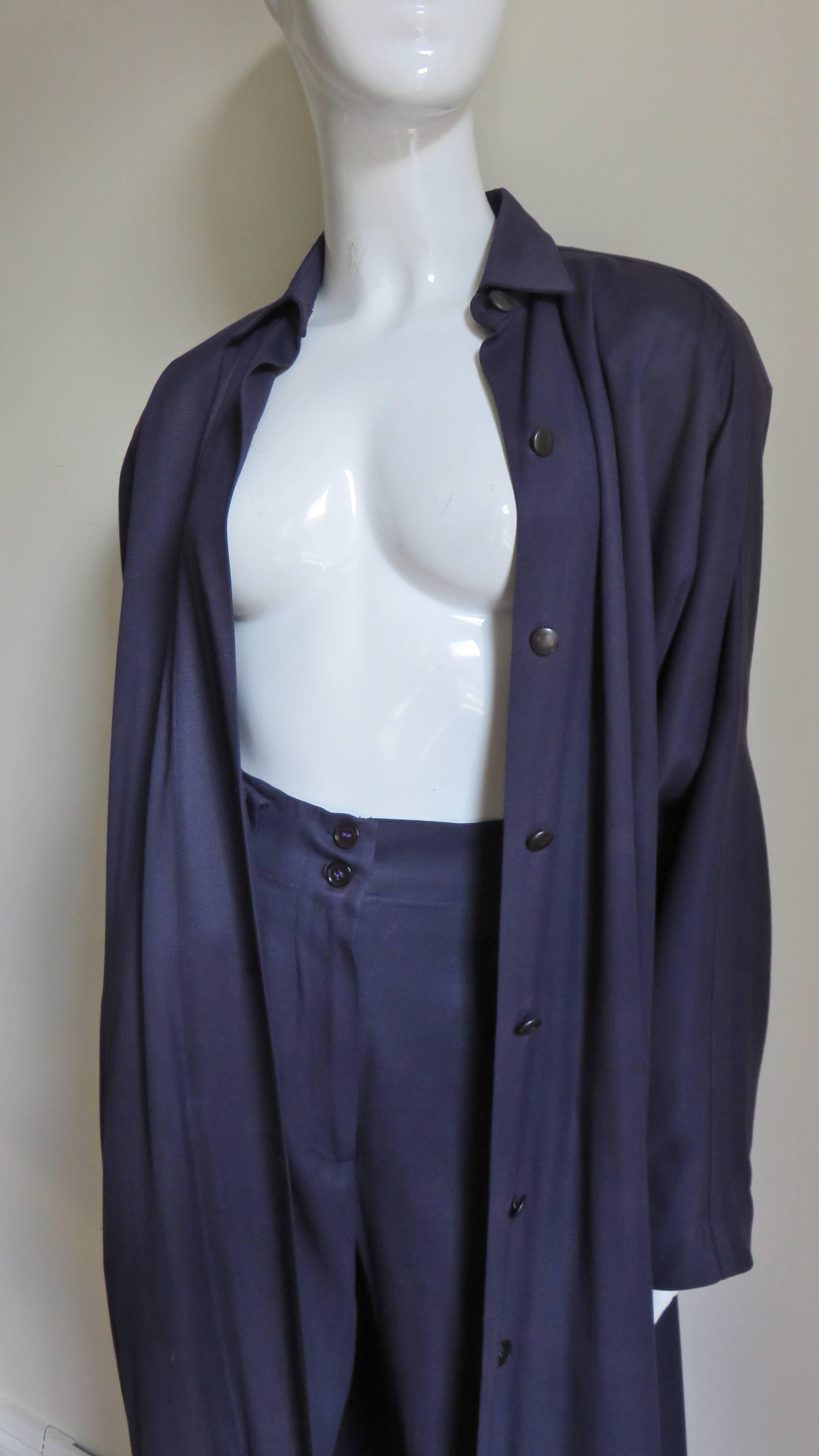 Ensemble manteau et pantalon violet Alaia 1990 Bon état - En vente à Water Mill, NY