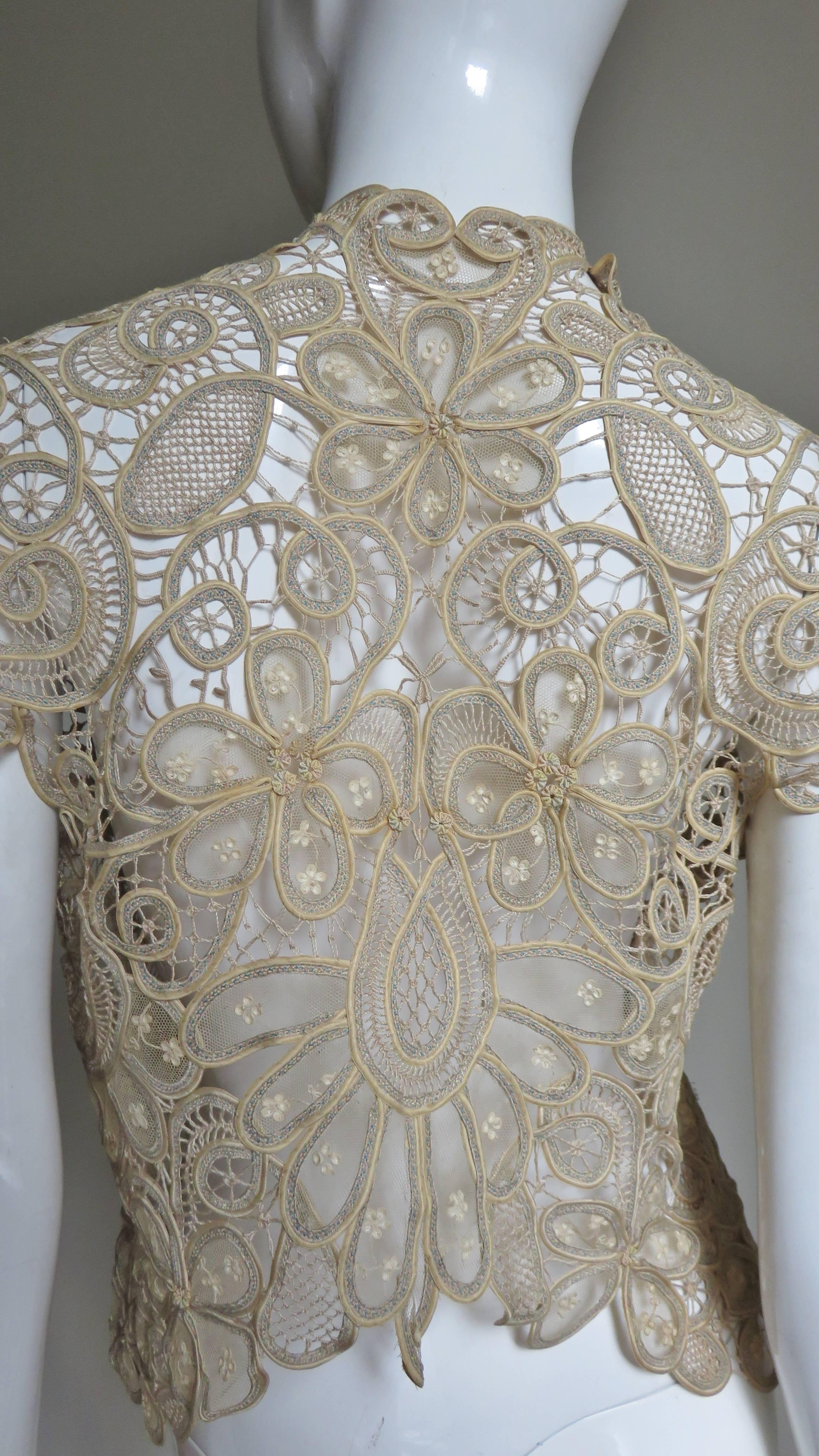 Silk Guipure Lace Exquisite 1930s Jacket Top For Sale 4