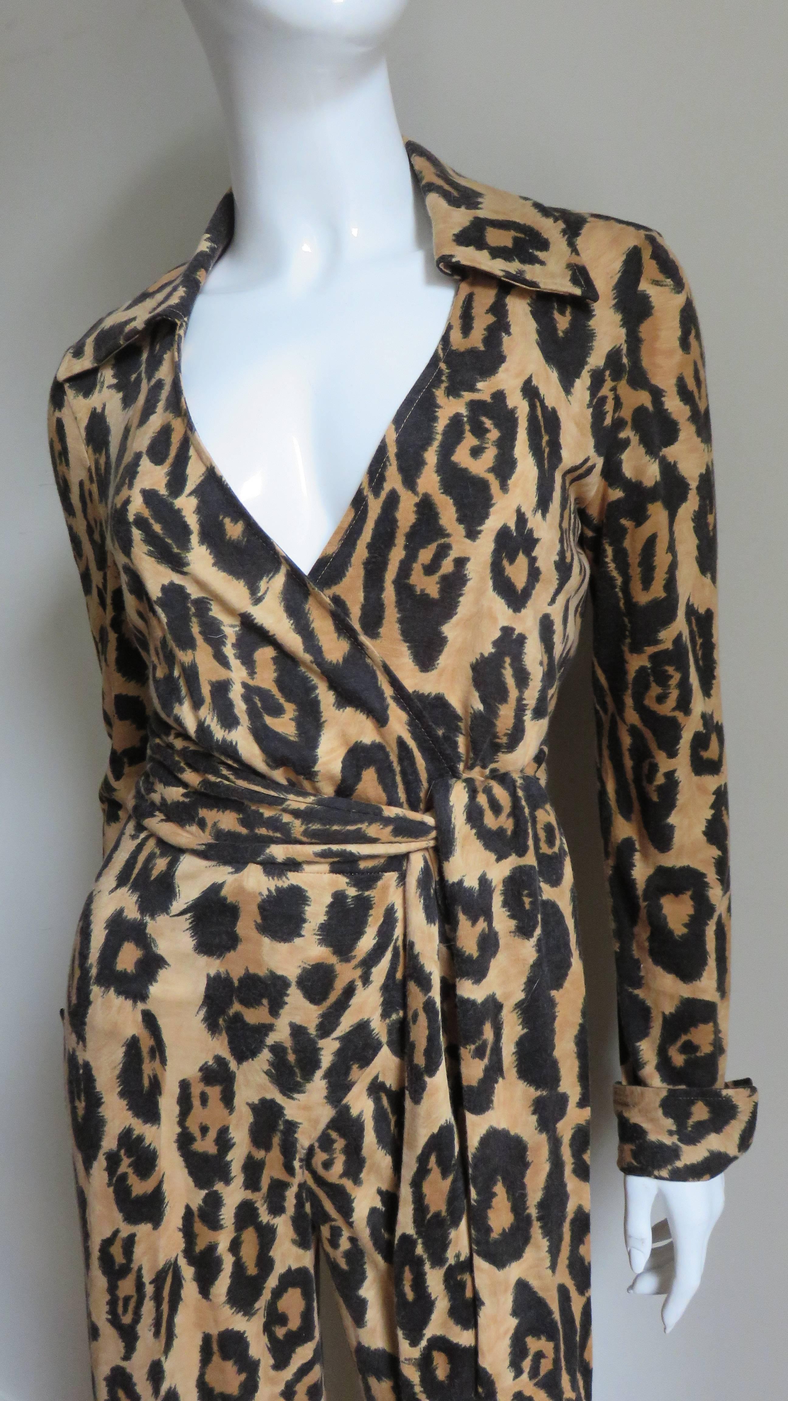 Diane Von Furstenberg Iconic 1970s Wrap Jumpsuit In Good Condition For Sale In Water Mill, NY