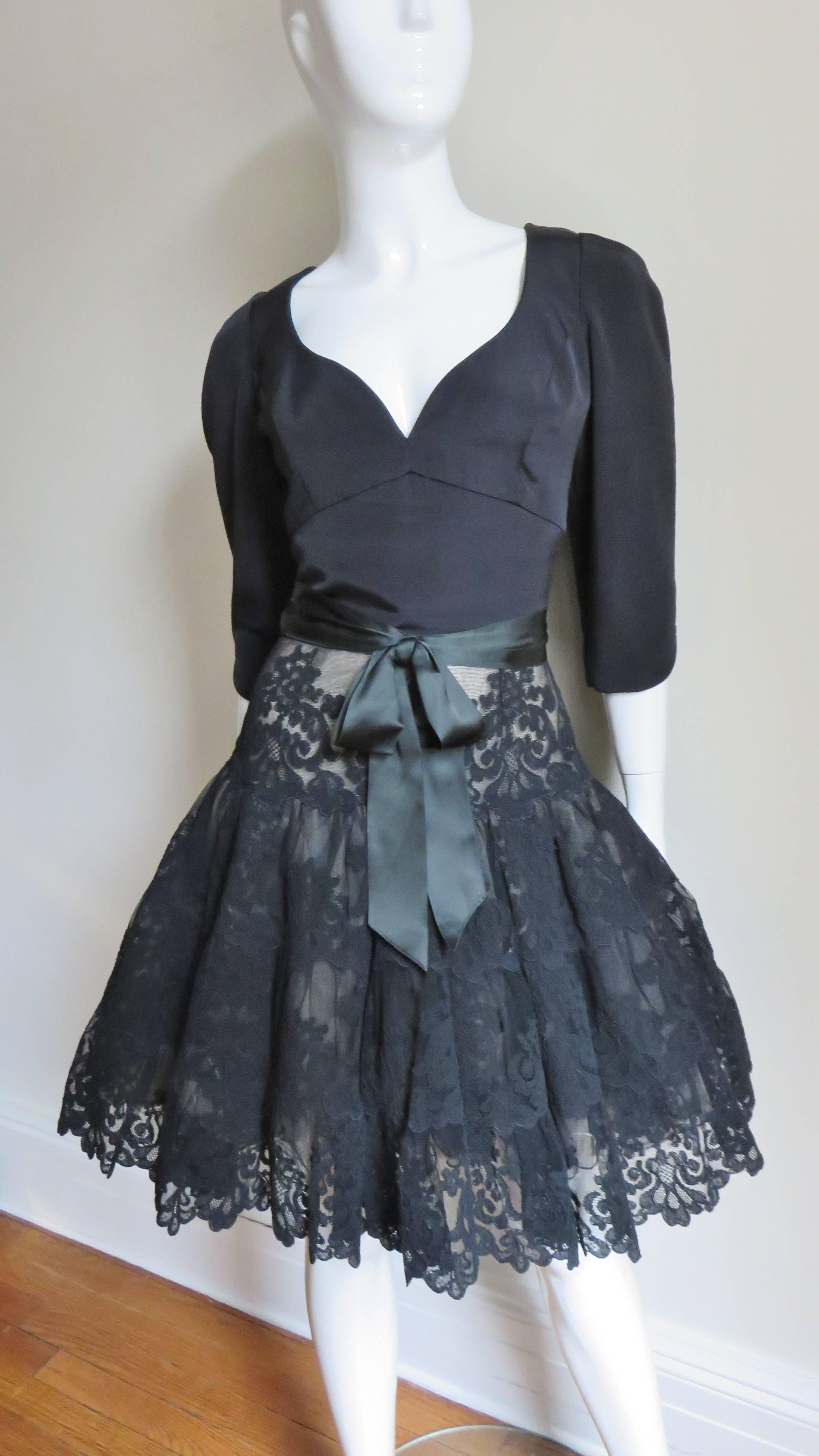 Vicky Tiel Couture Silk and Lace Full Skirt Dress For Sale 2